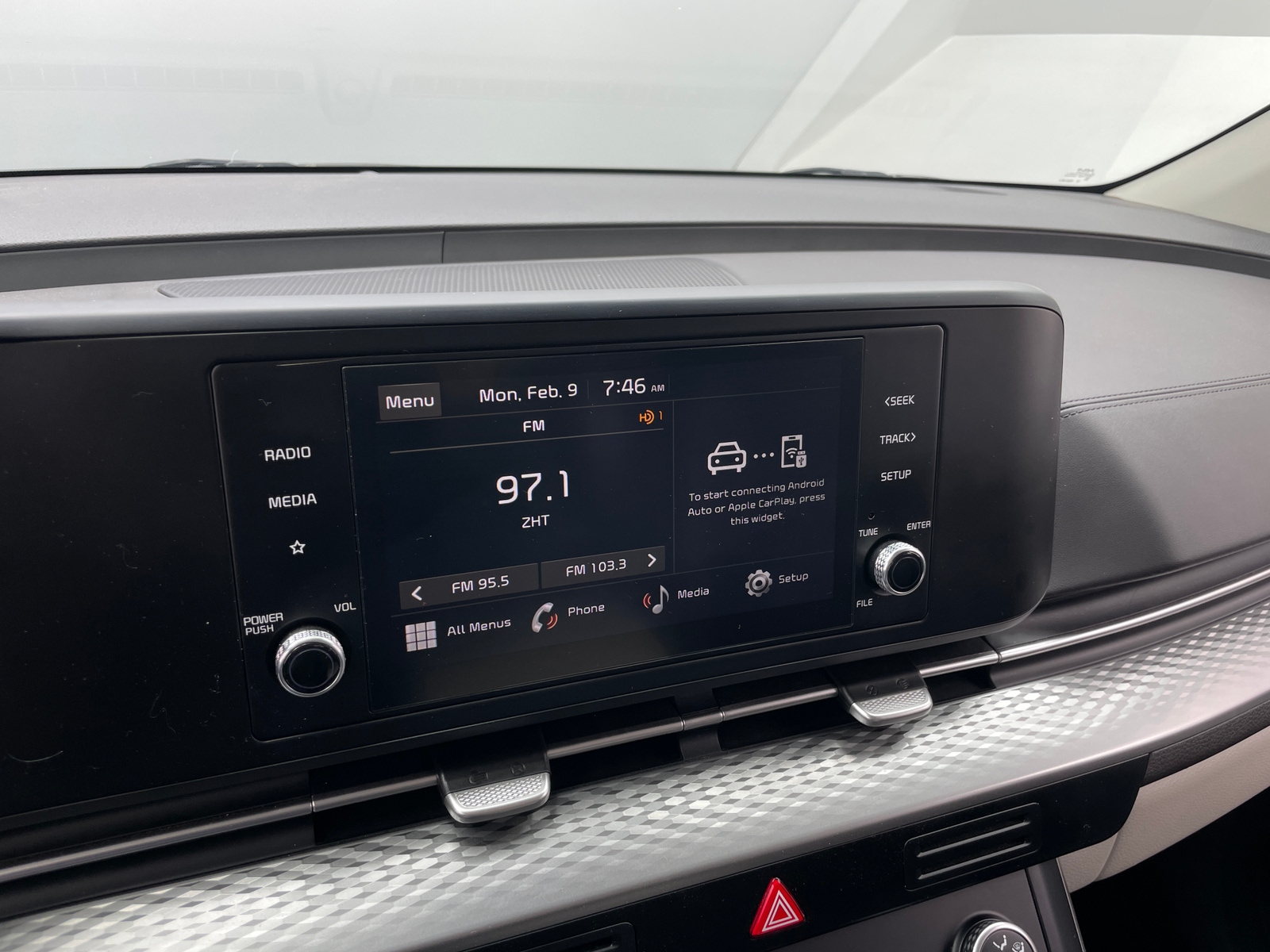 Thumbnail: 2024 Kia Carnival - 3