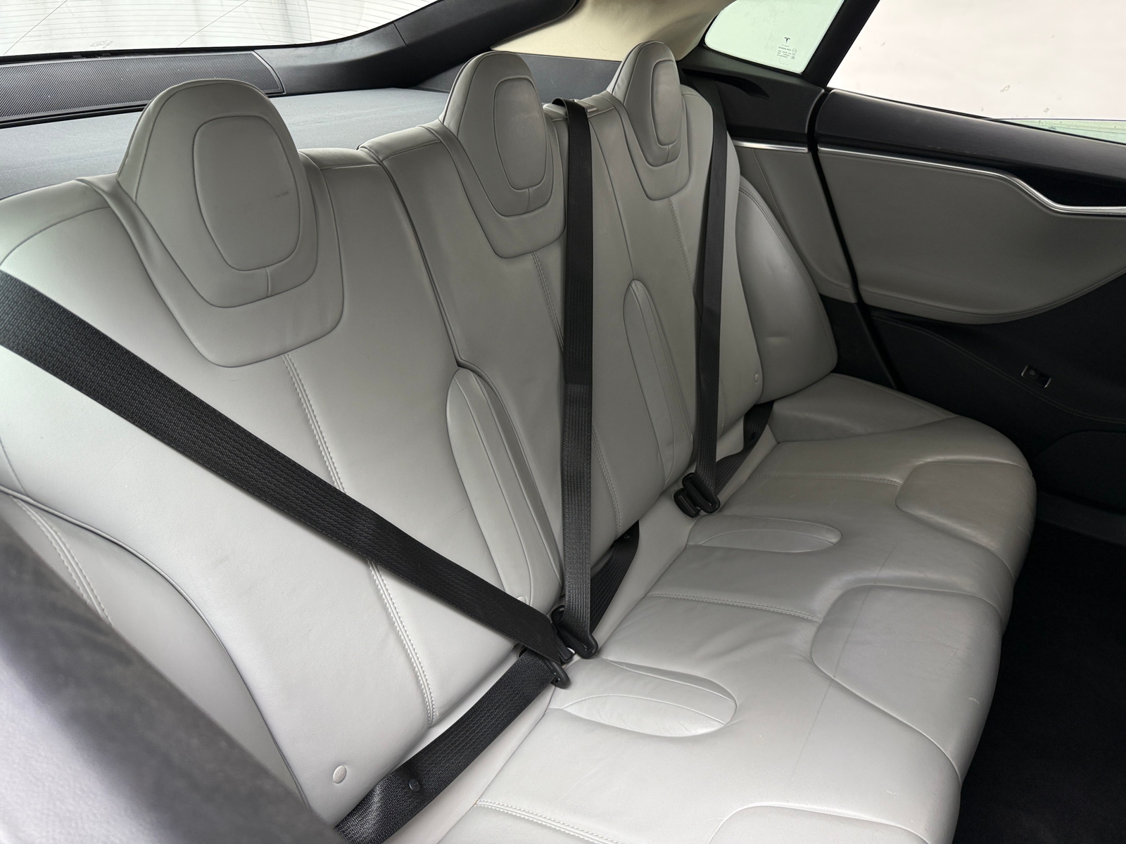 Thumbnail: 2014 Tesla Model S - 5