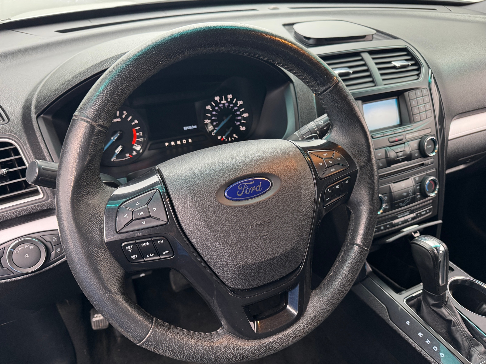 Thumbnail: 2016 Ford Explorer - 5