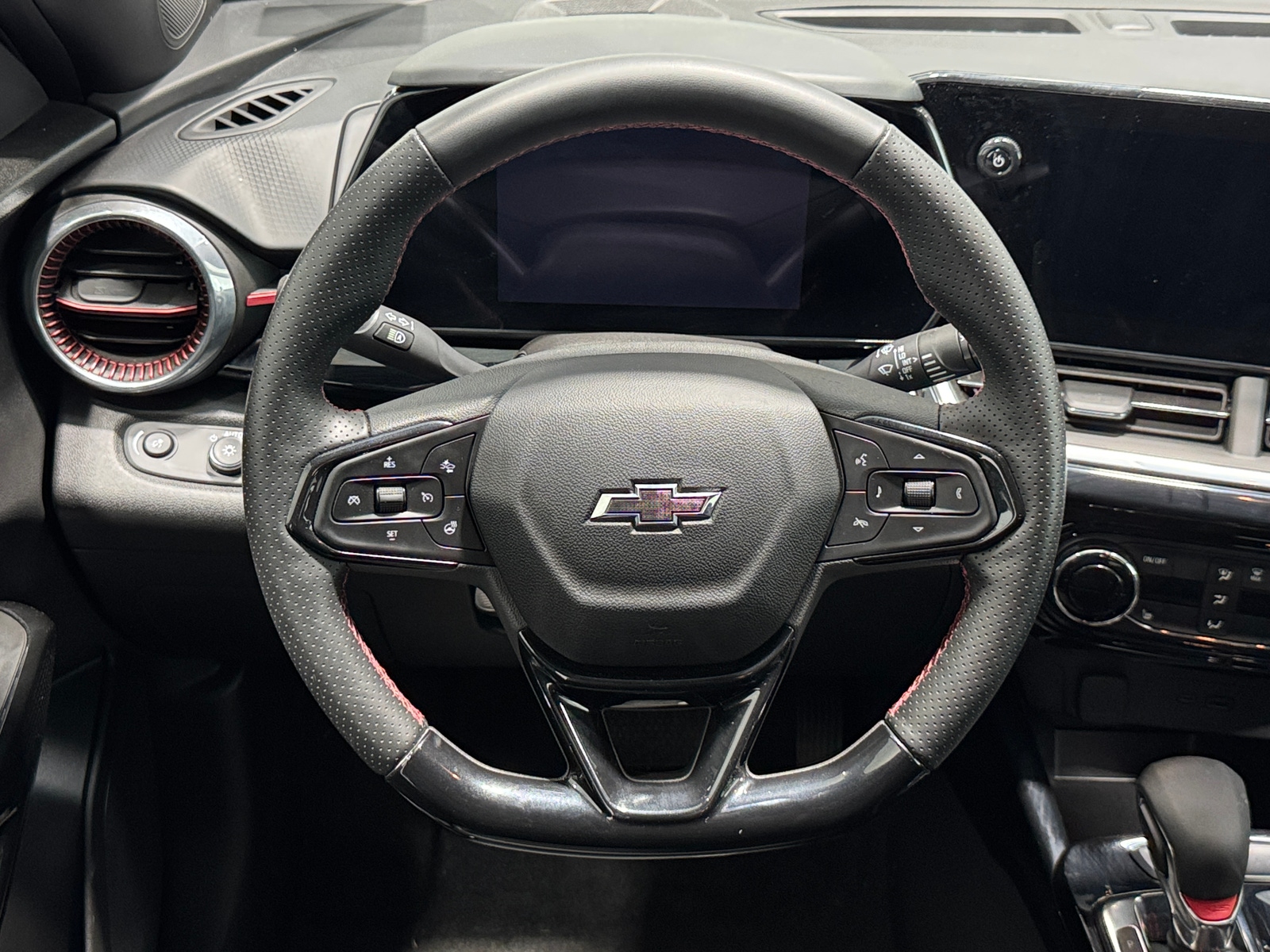 Thumbnail: 2024 Chevrolet Trax - 4