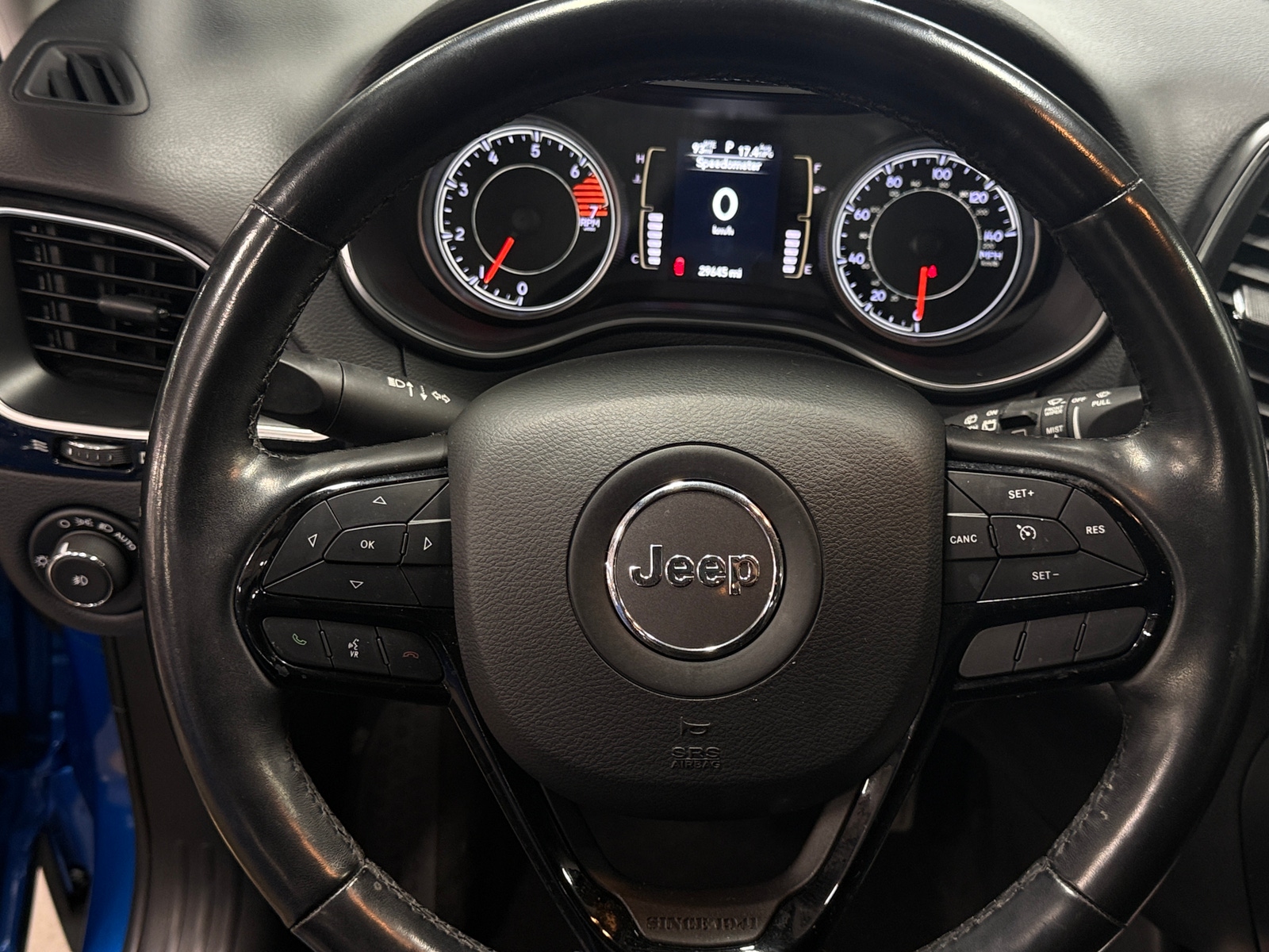 Thumbnail: 2020 Jeep Cherokee - 4