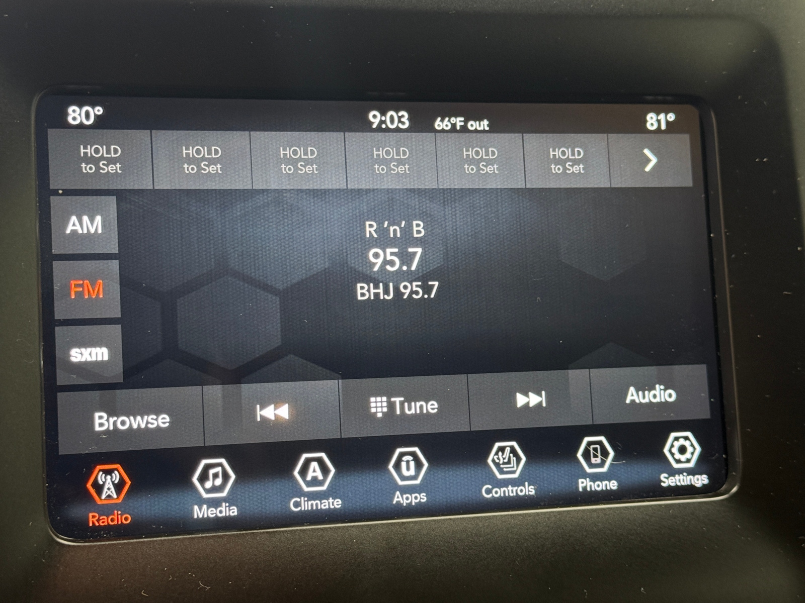 Thumbnail: 2020 Jeep Cherokee - 3