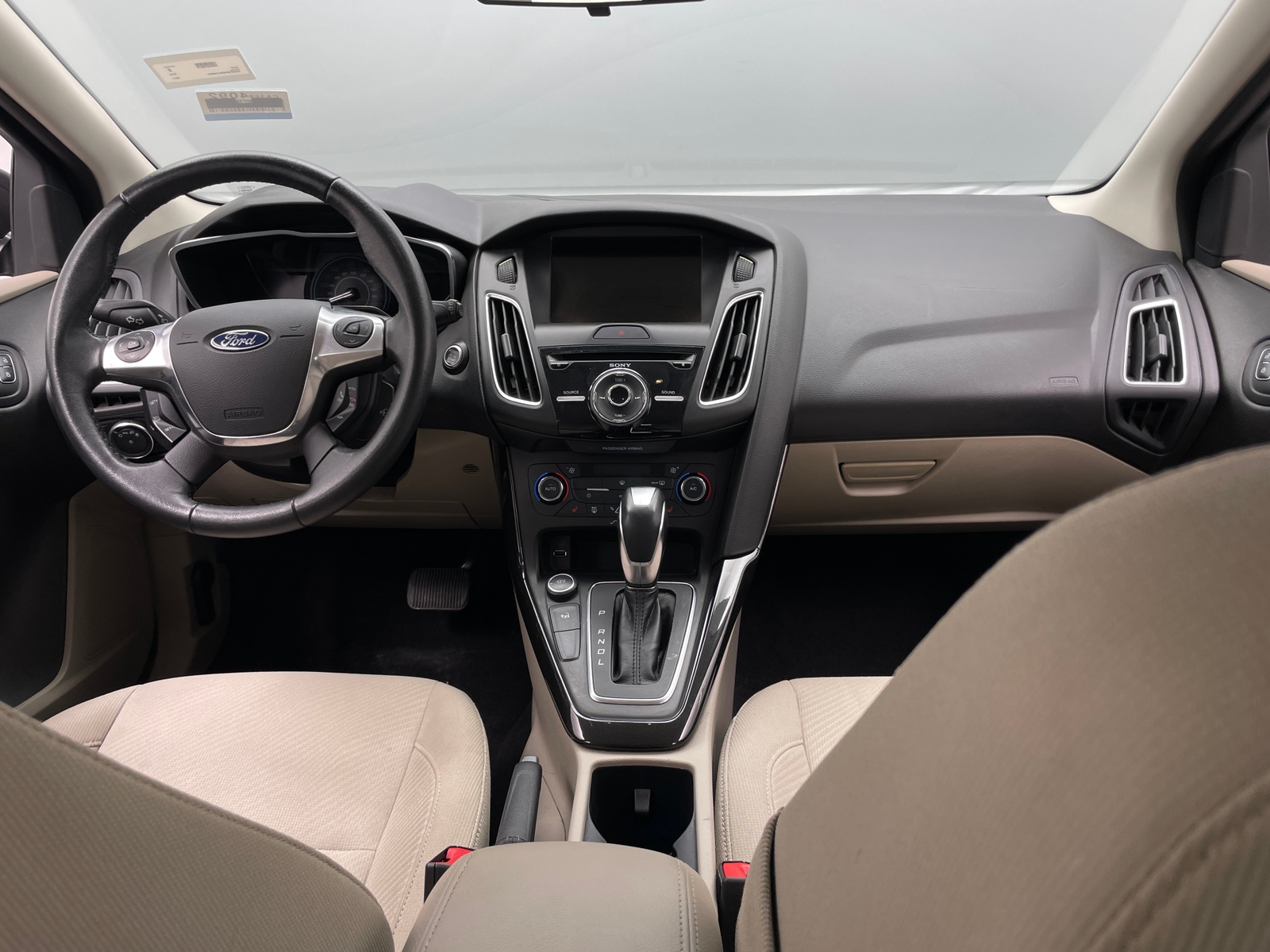 Thumbnail: 2017 Ford Focus - 3