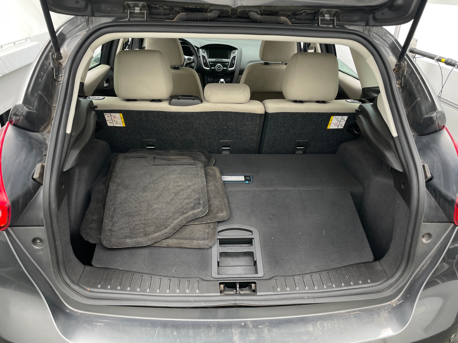 Thumbnail: 2017 Ford Focus - 7