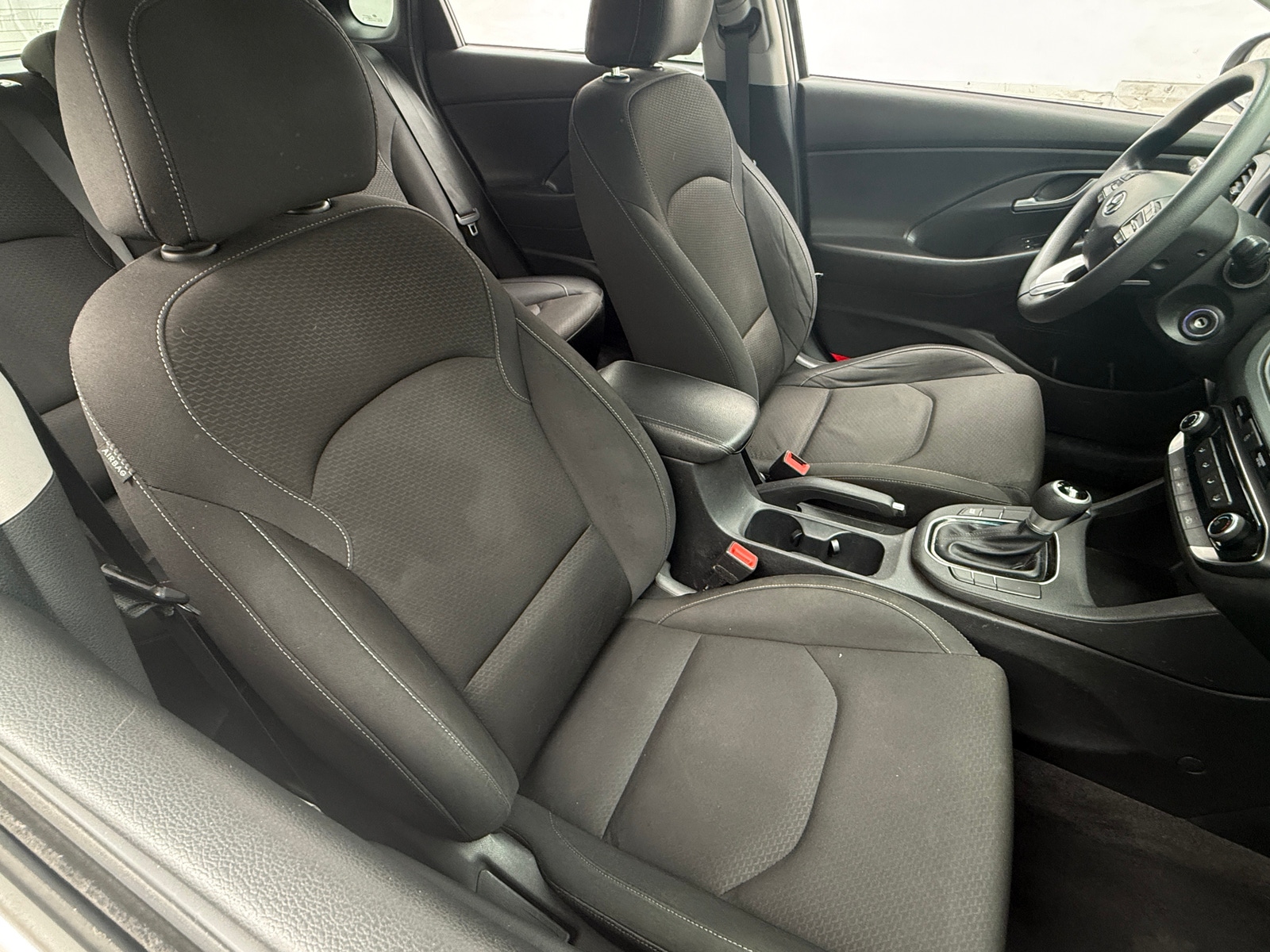 Thumbnail: 2018 Hyundai Elantra - 2