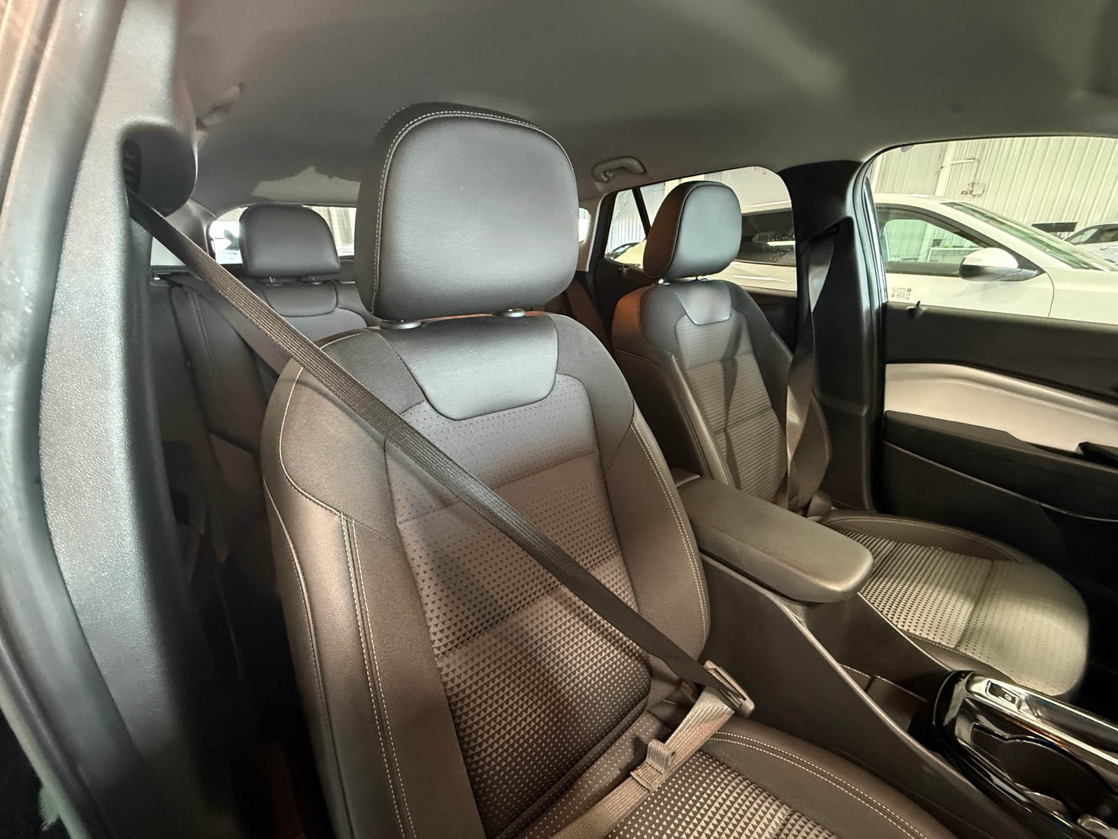 Thumbnail: 2025 Chevrolet Trax - 2