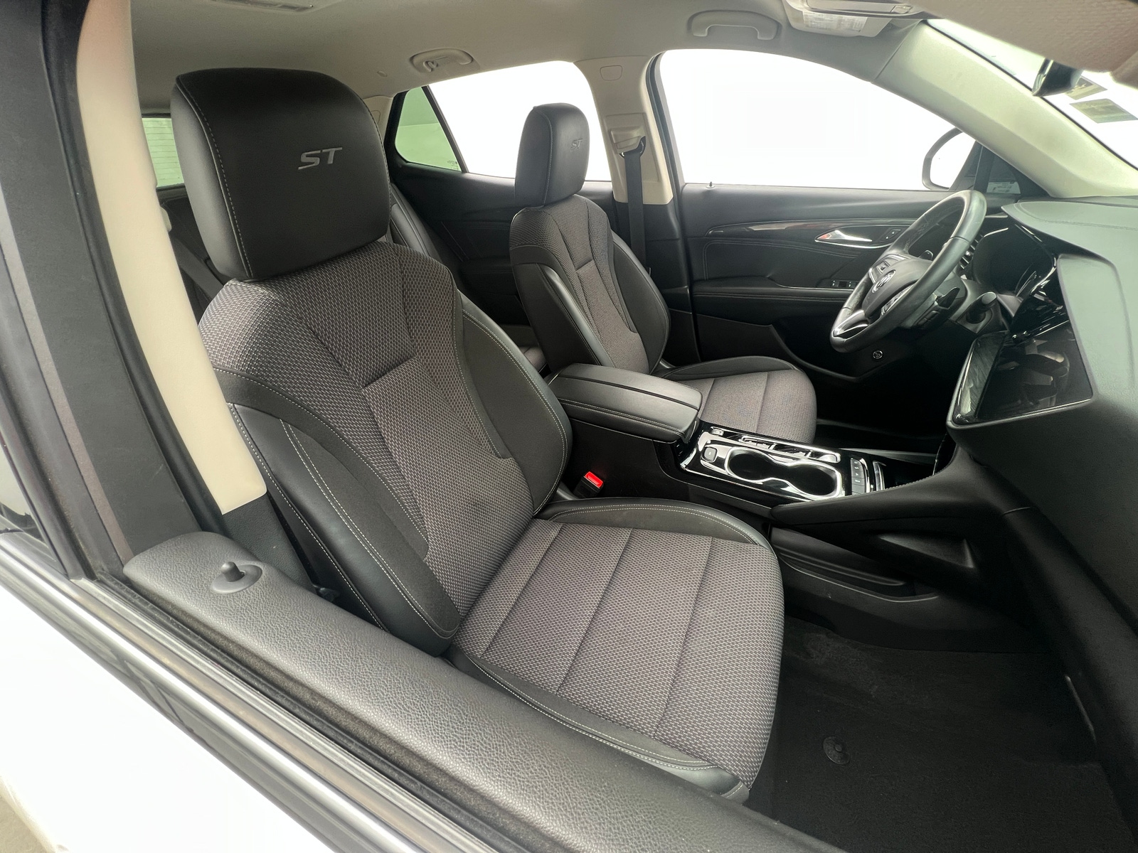 Thumbnail: 2023 Buick Envision - 2