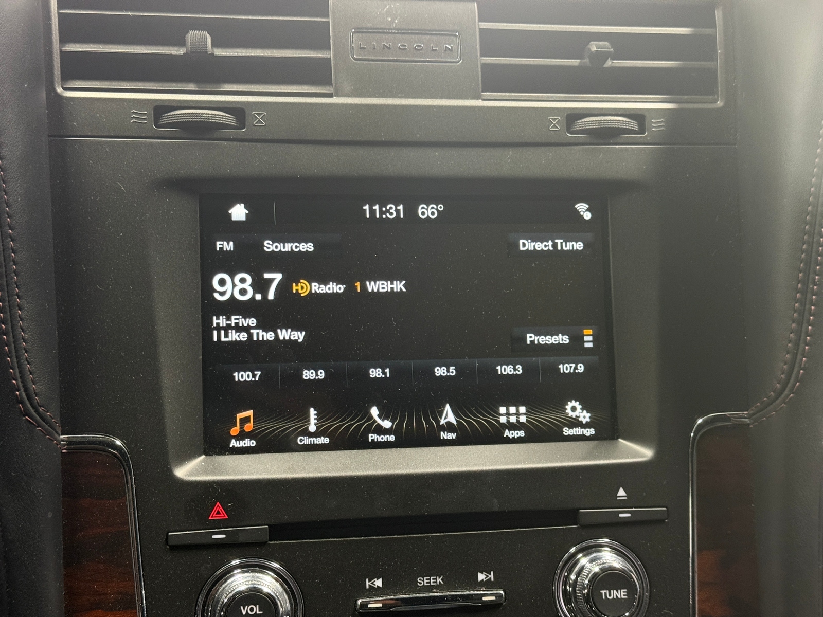 Thumbnail: 2017 Lincoln Navigator - 3