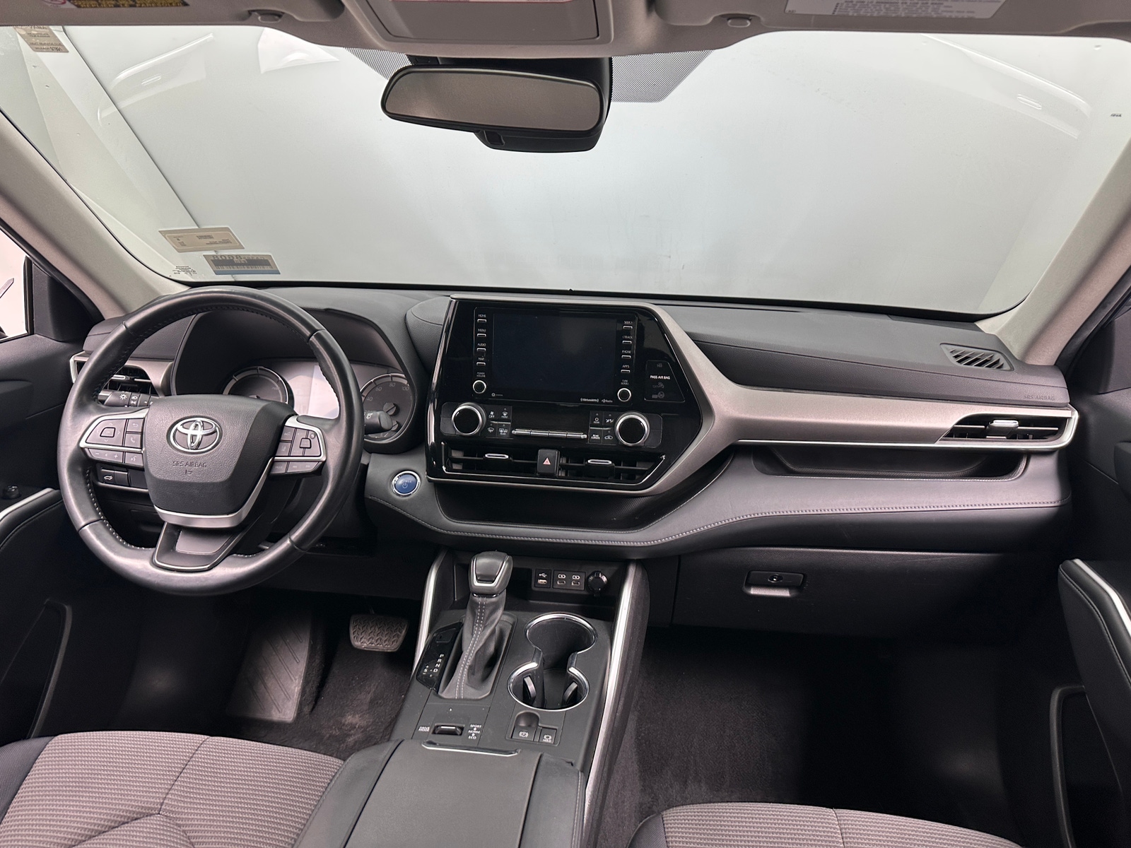 Thumbnail: 2022 Toyota Highlander - 3