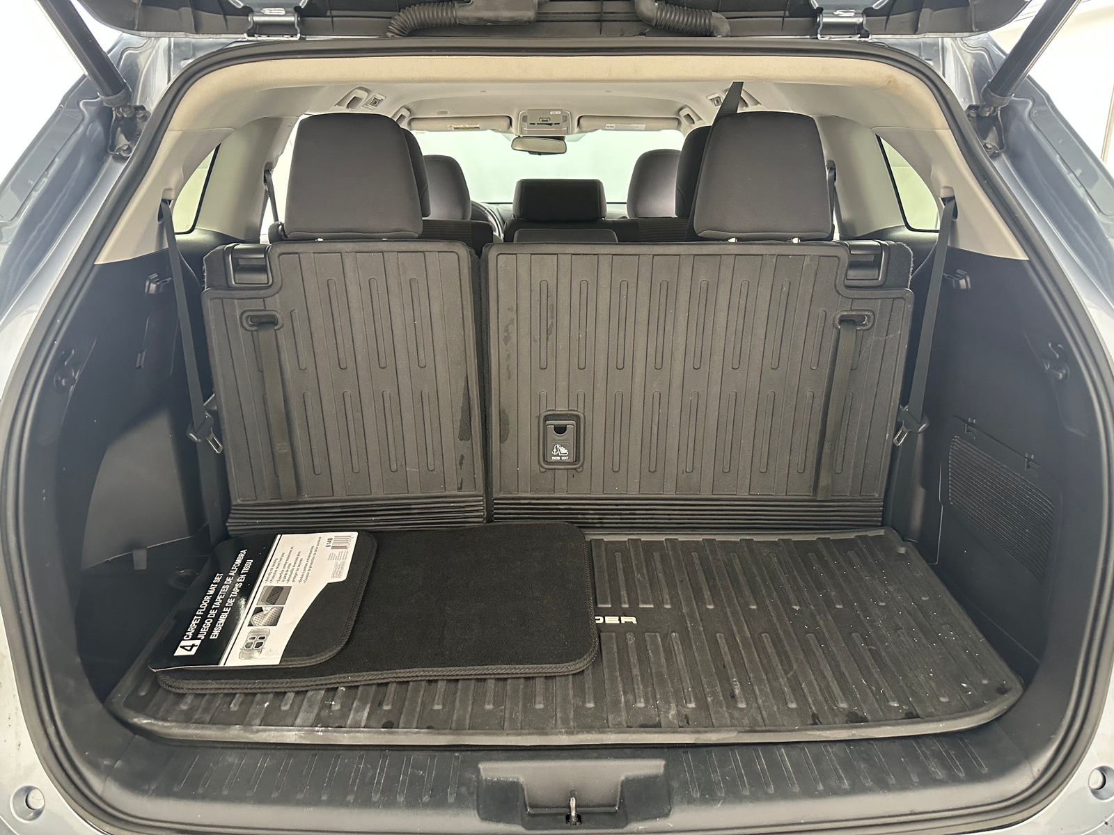 Thumbnail: 2022 Toyota Highlander - 7