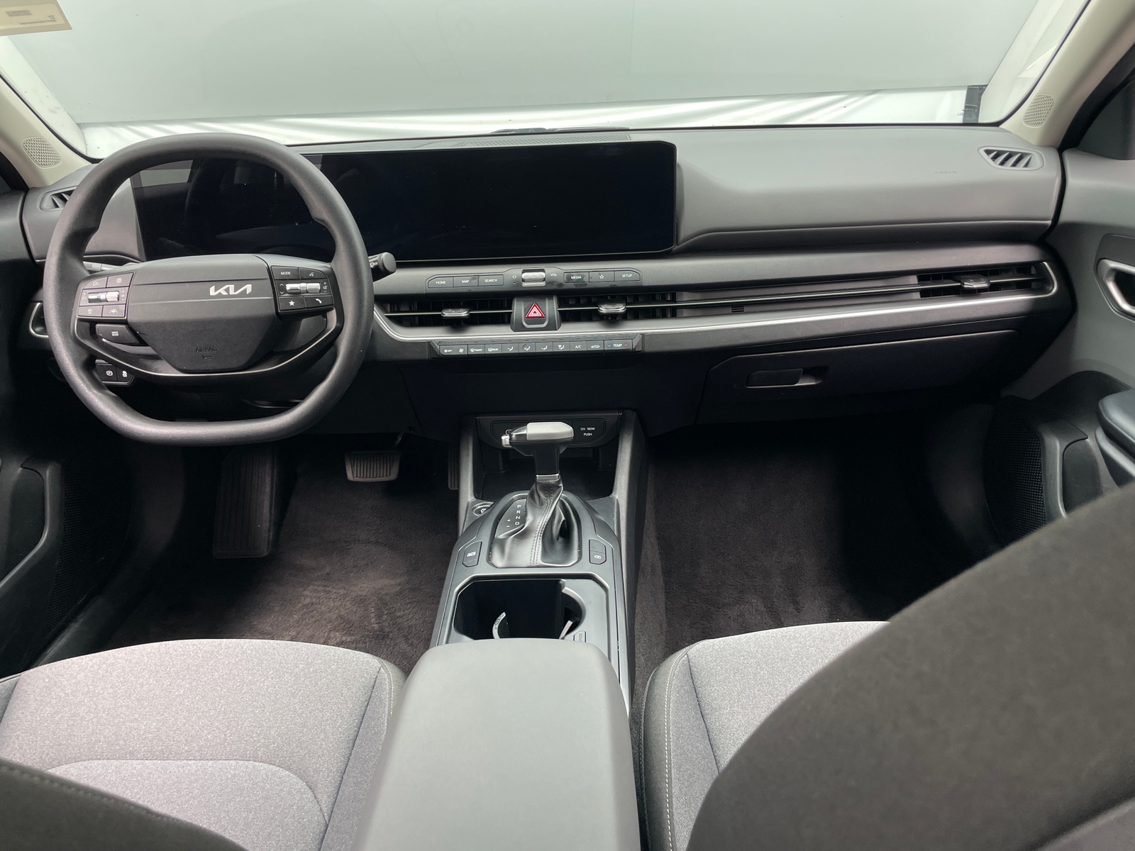 Thumbnail: 2025 Kia K4 - 3