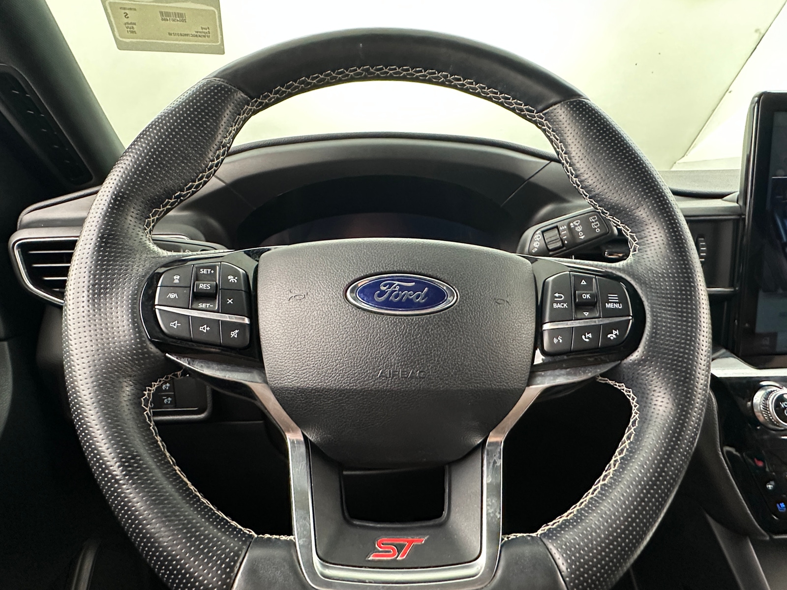 Thumbnail: 2021 Ford Explorer - 4