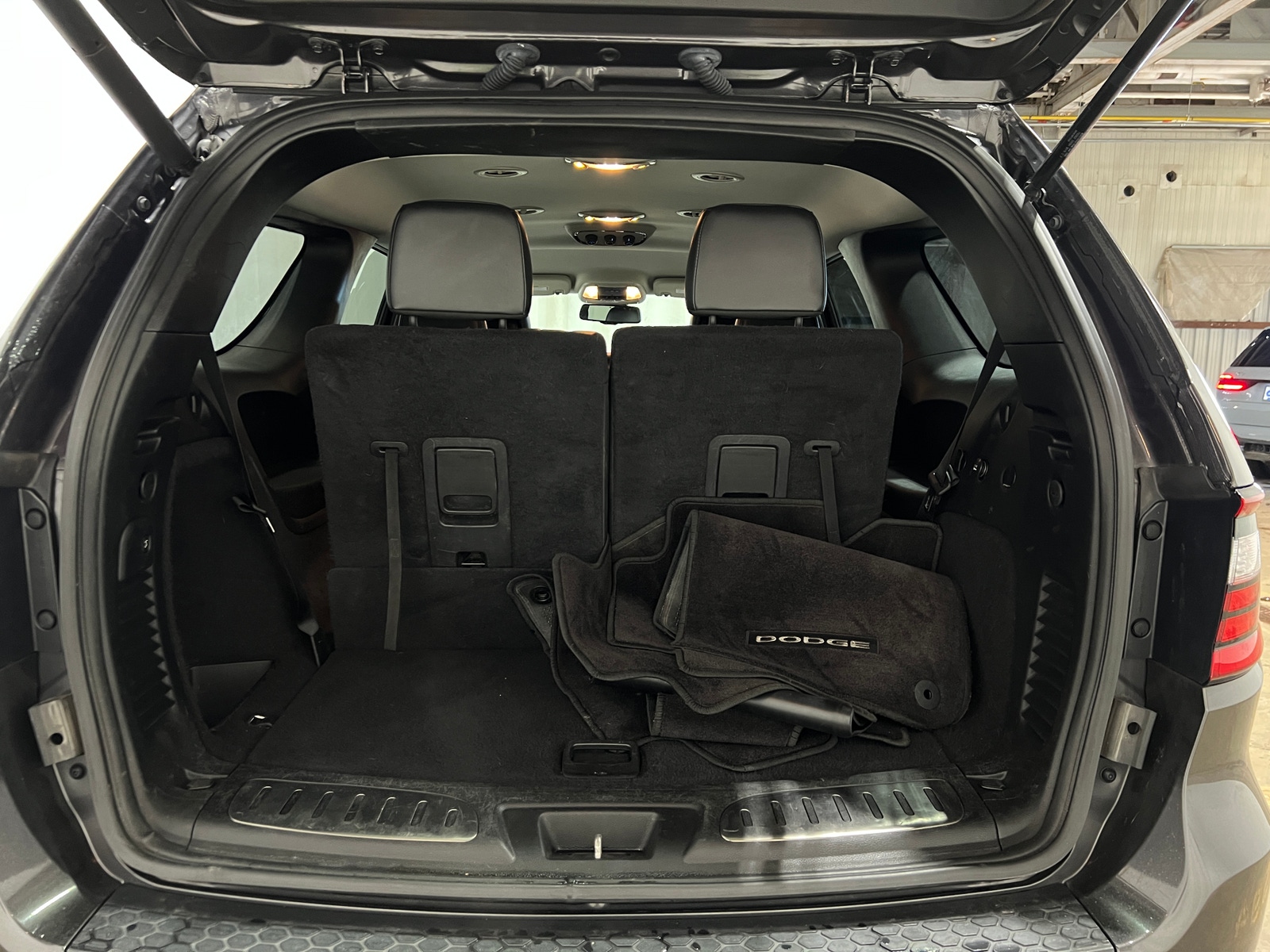 Thumbnail: 2016 Dodge Durango - 6