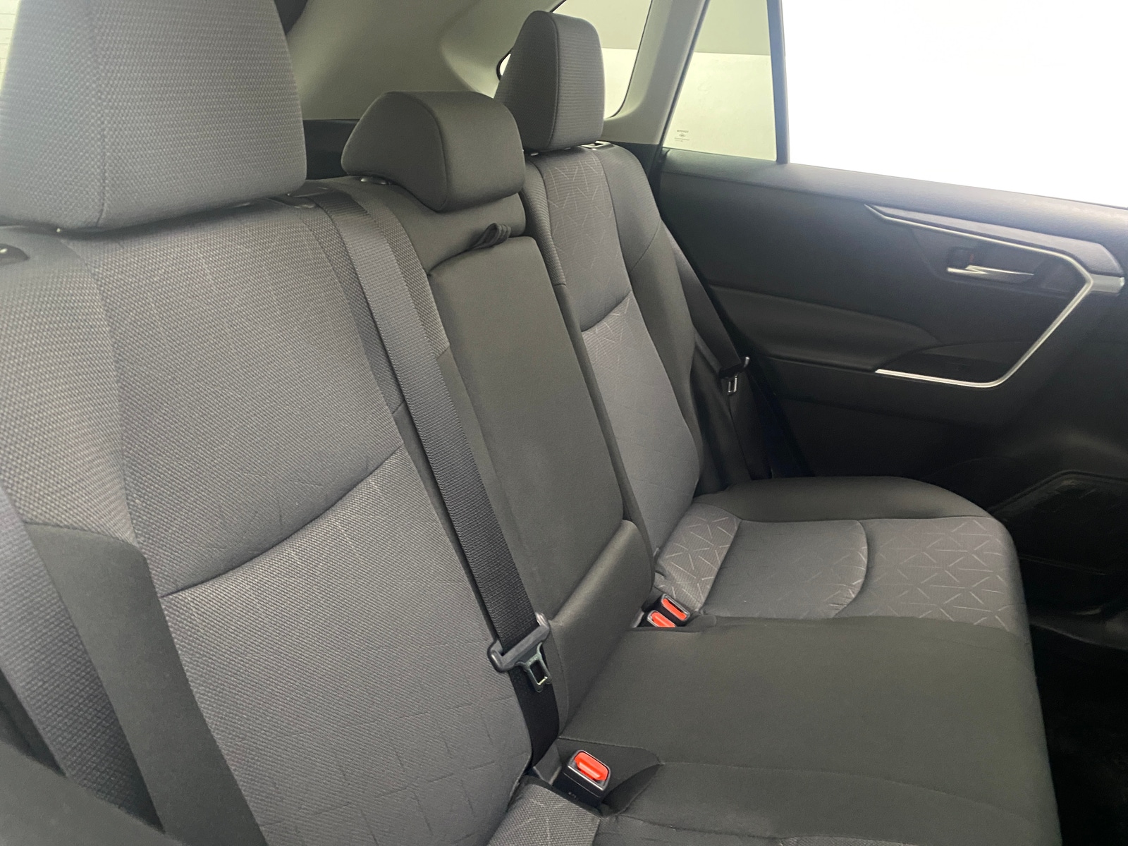 Thumbnail: 2025 Toyota RAV4 - 6