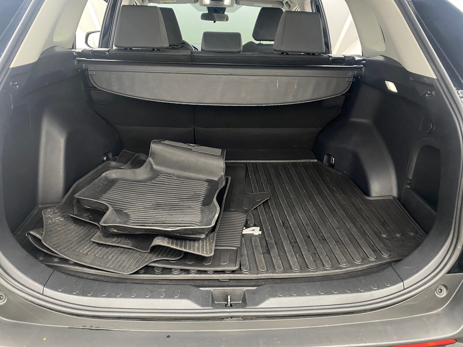 Thumbnail: 2025 Toyota RAV4 - 7