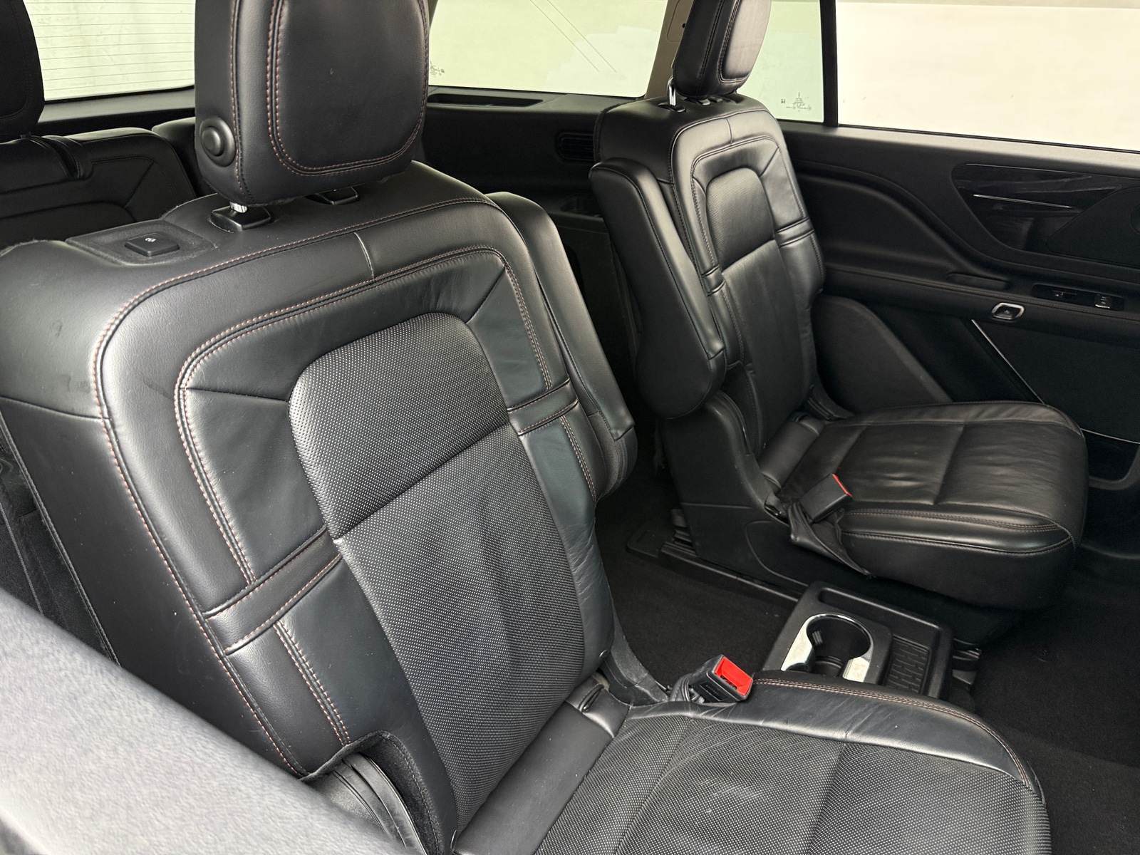 Thumbnail: 2020 Lincoln Aviator - 5