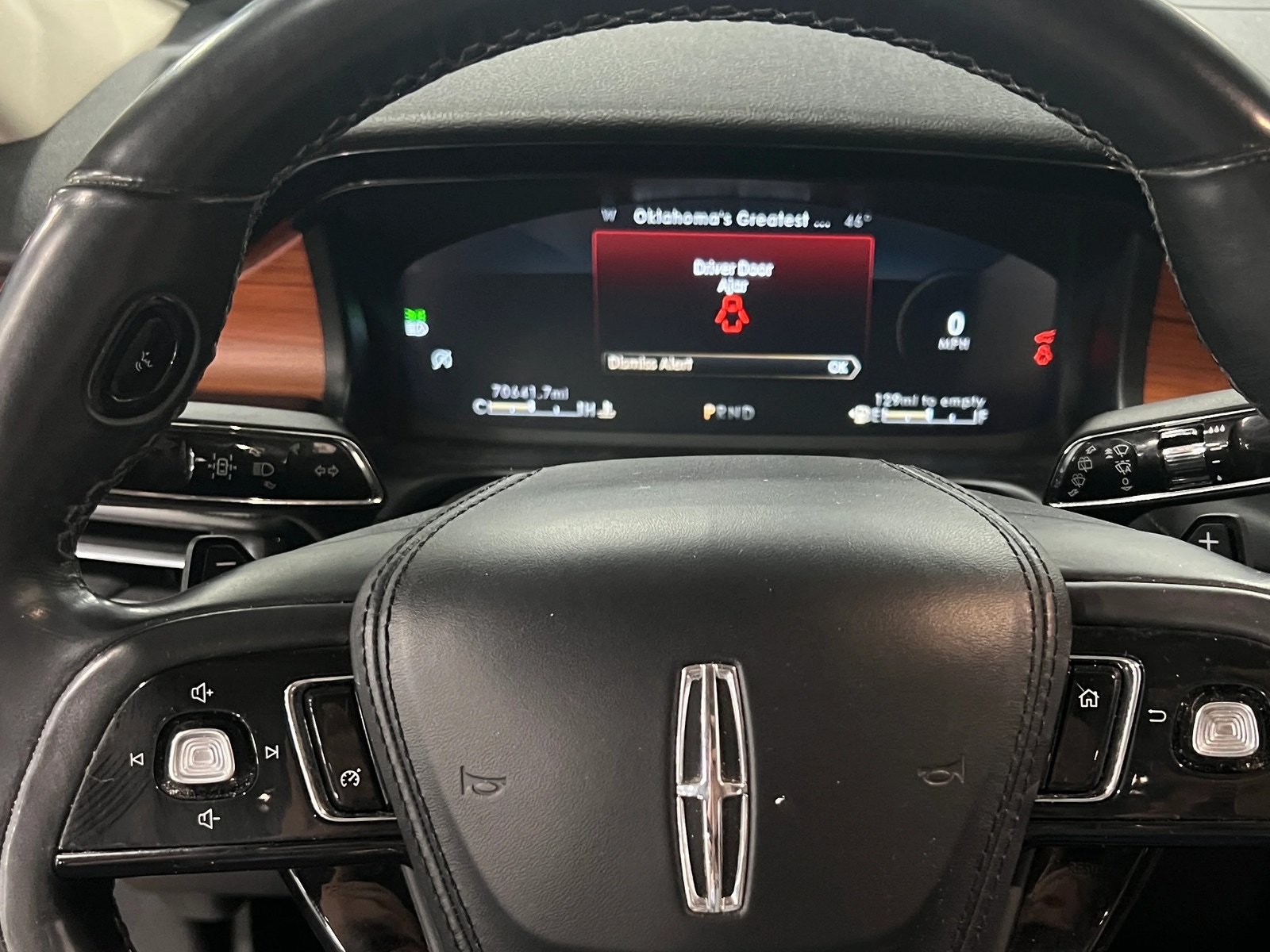 Thumbnail: 2020 Lincoln Aviator - 4