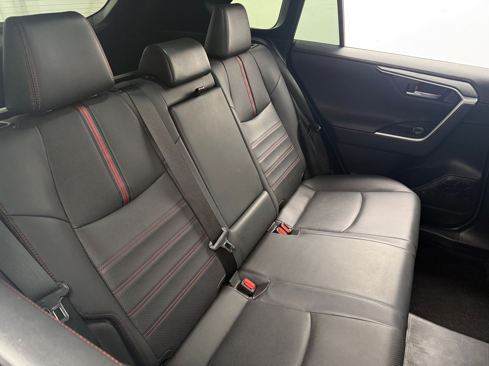 Thumbnail: 2021 Toyota RAV4 - 5