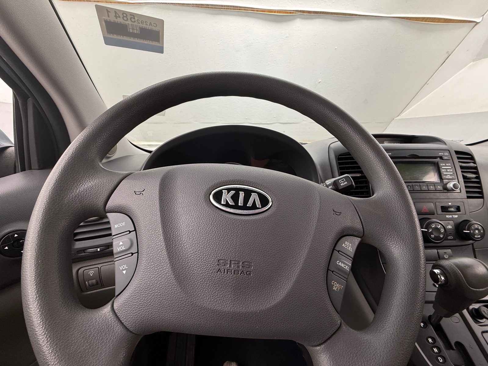 Thumbnail: 2011 Kia Sedona - 5