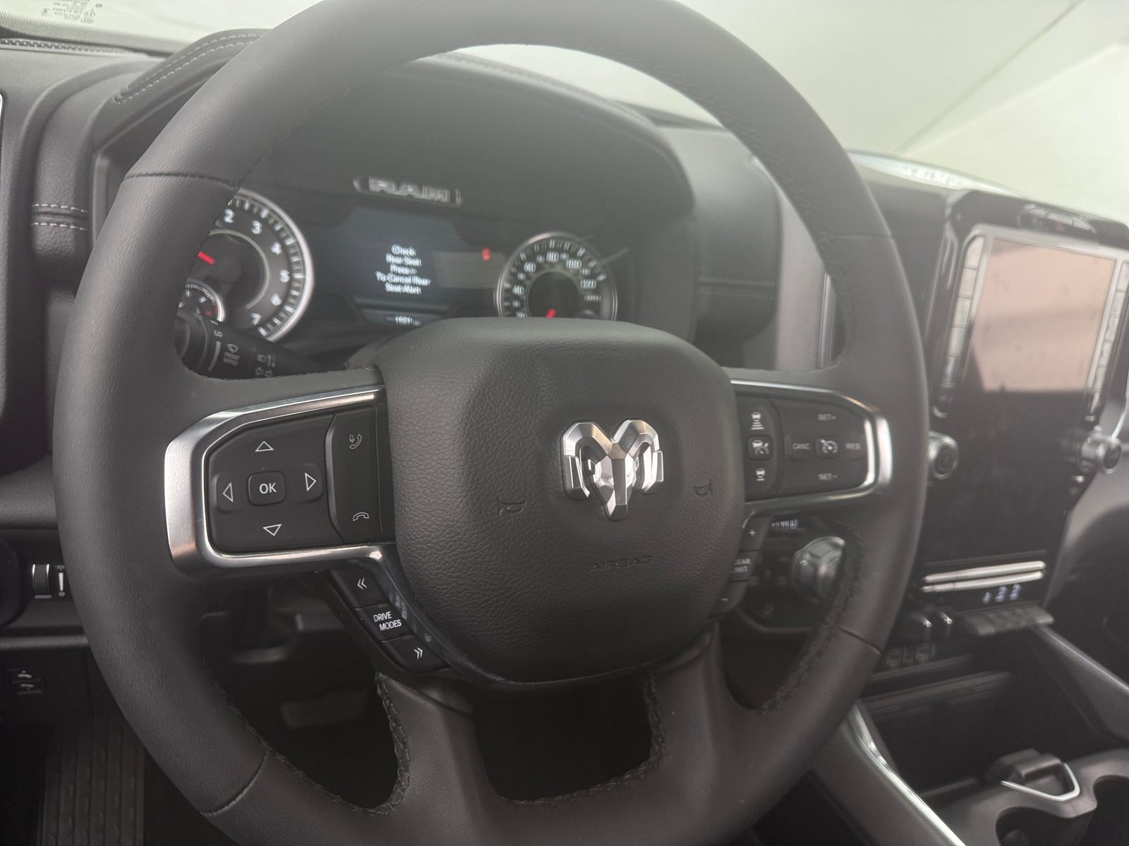 Thumbnail: 2025 RAM 1500 - 5