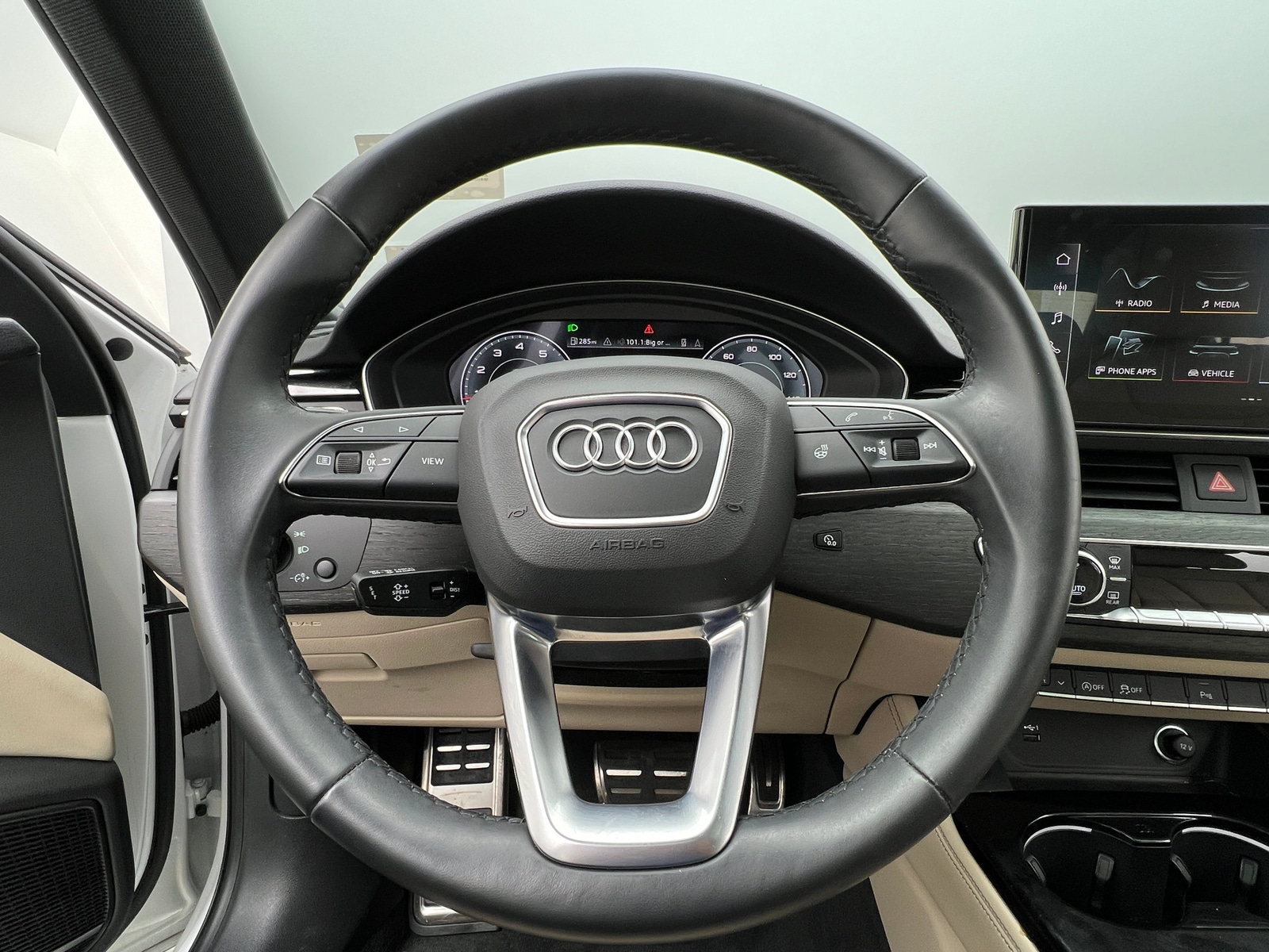 Thumbnail: 2022 Audi A4 - 4