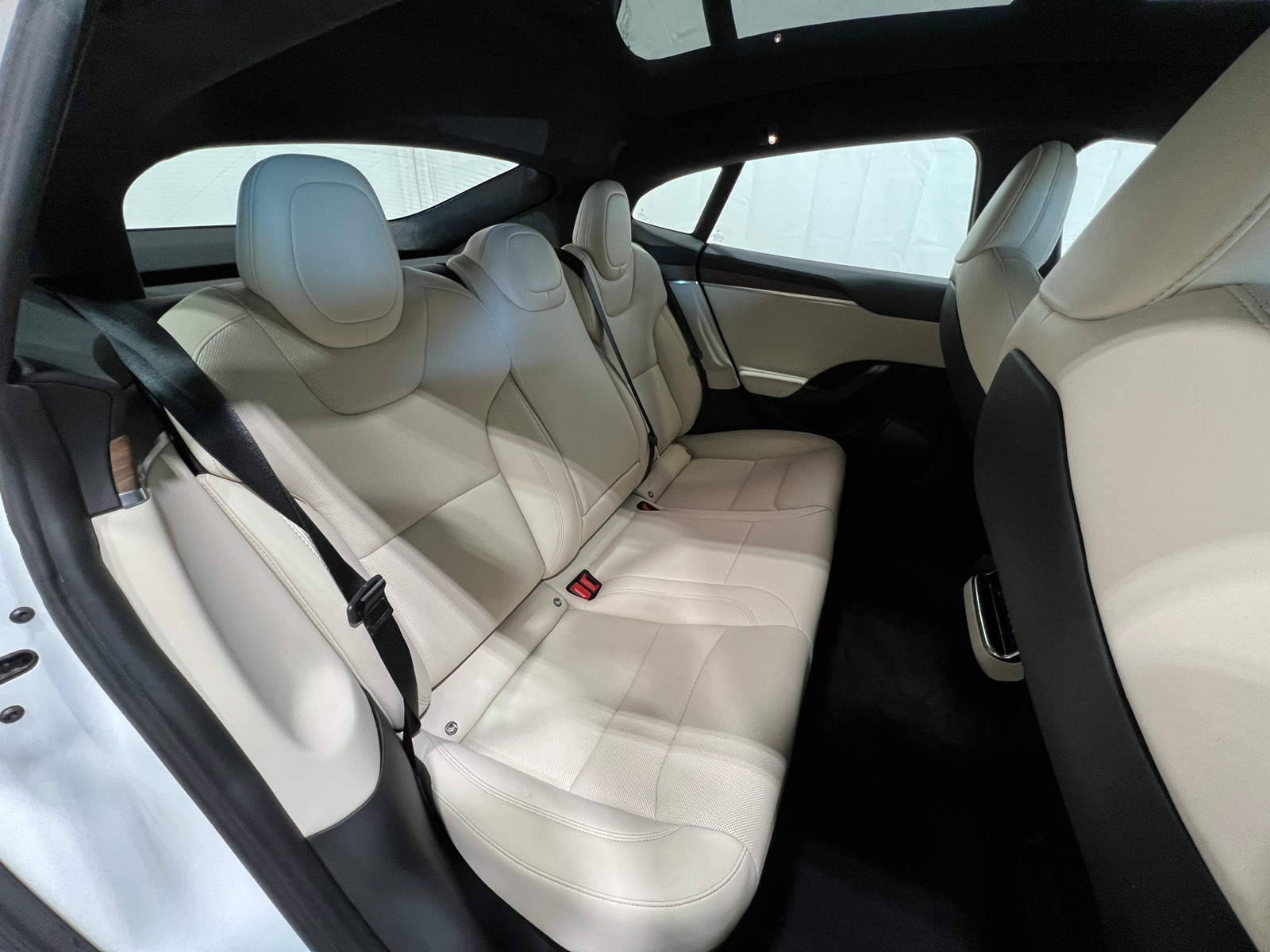 Thumbnail: 2022 Tesla Model S - 5