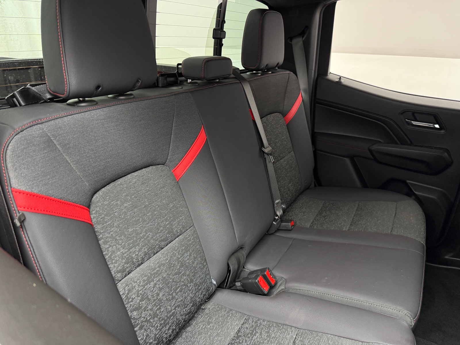 Thumbnail: 2025 Chevrolet Colorado - 6