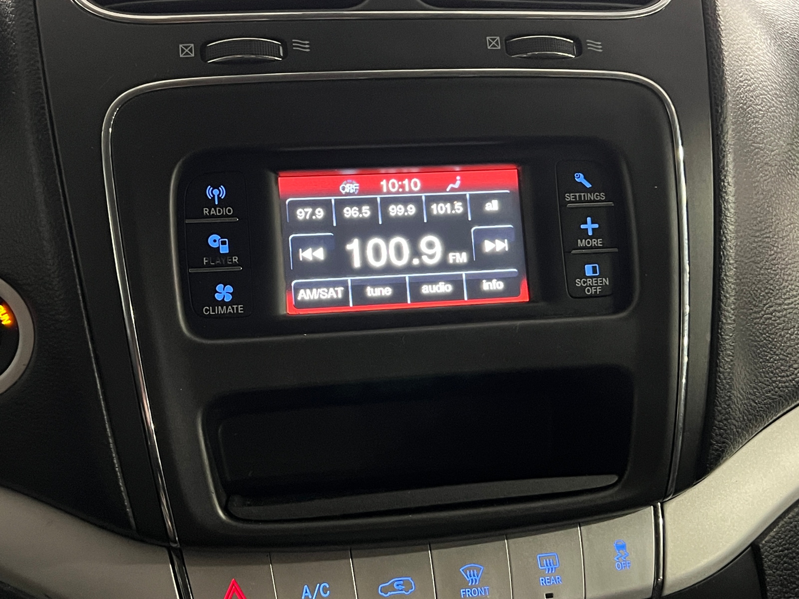 Thumbnail: 2020 Dodge Journey - 4