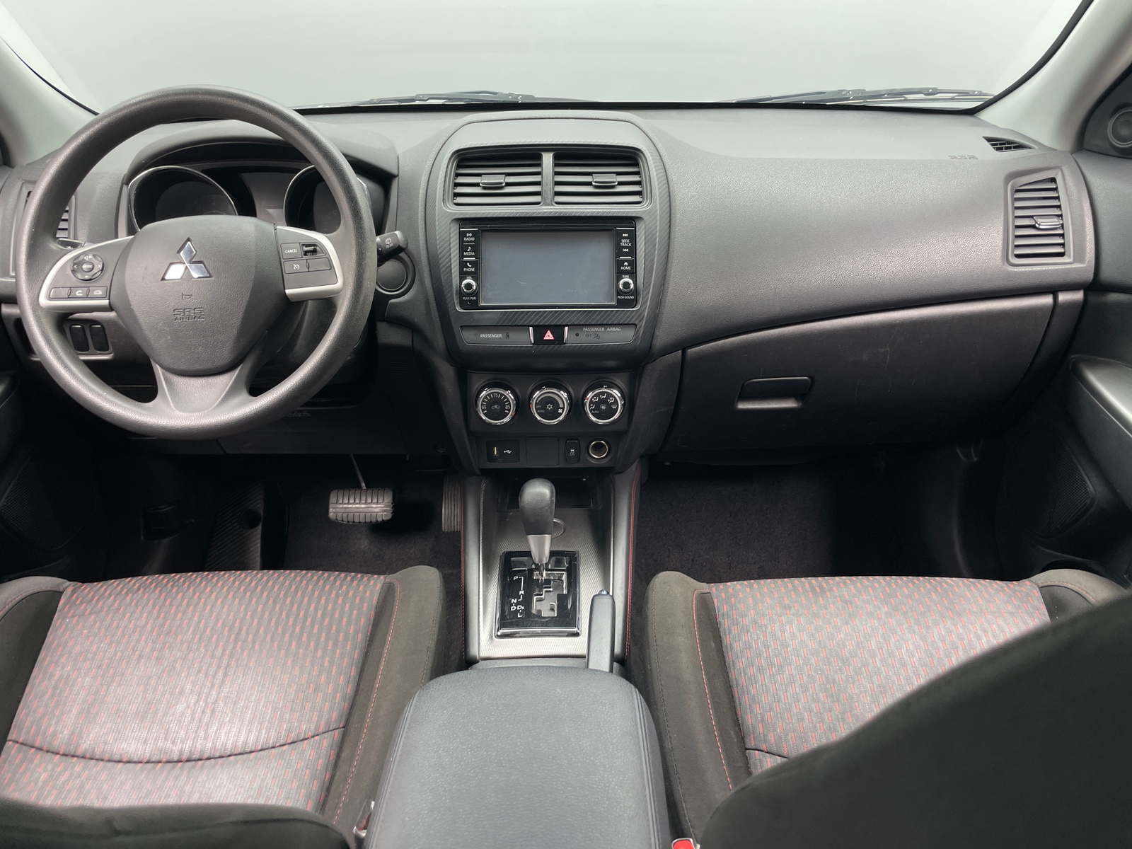 Thumbnail: 2019 Mitsubishi Outlander Sport - 3