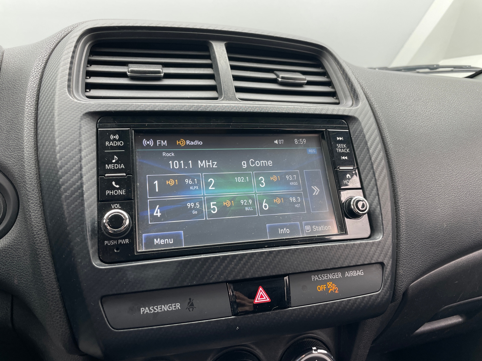 Thumbnail: 2019 Mitsubishi Outlander Sport - 4