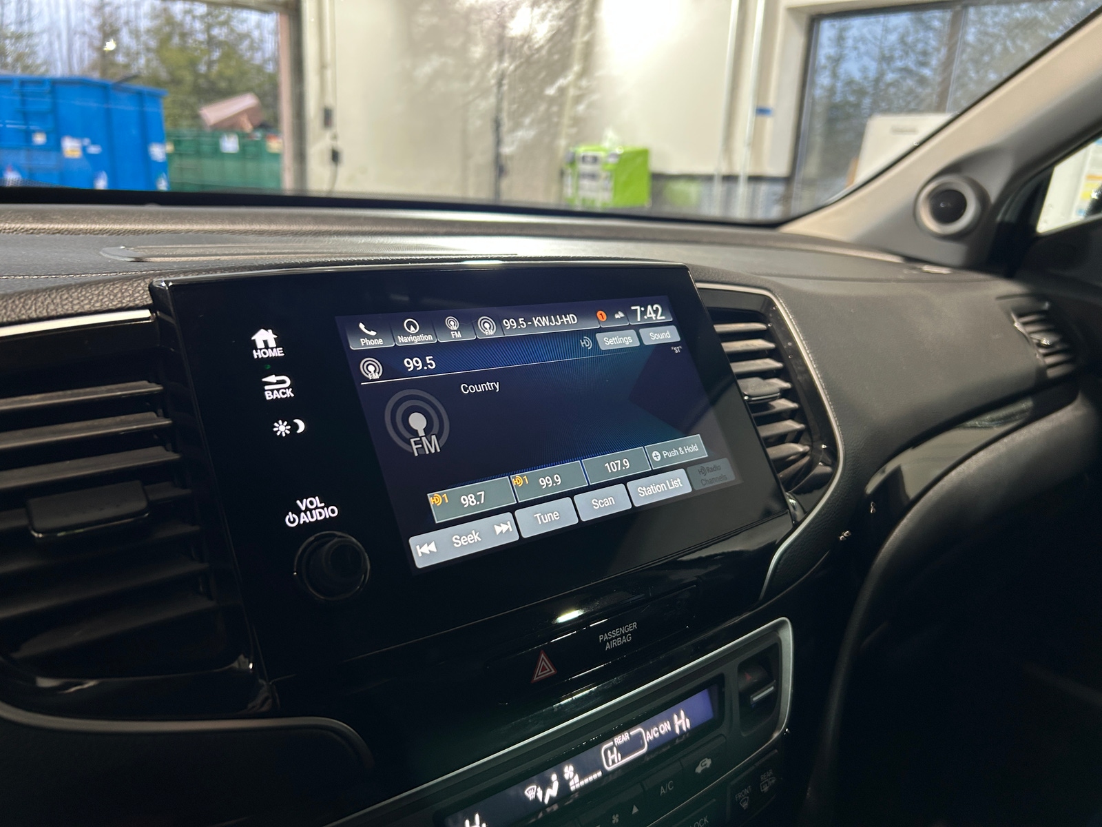 Thumbnail: 2020 Honda Pilot - 3