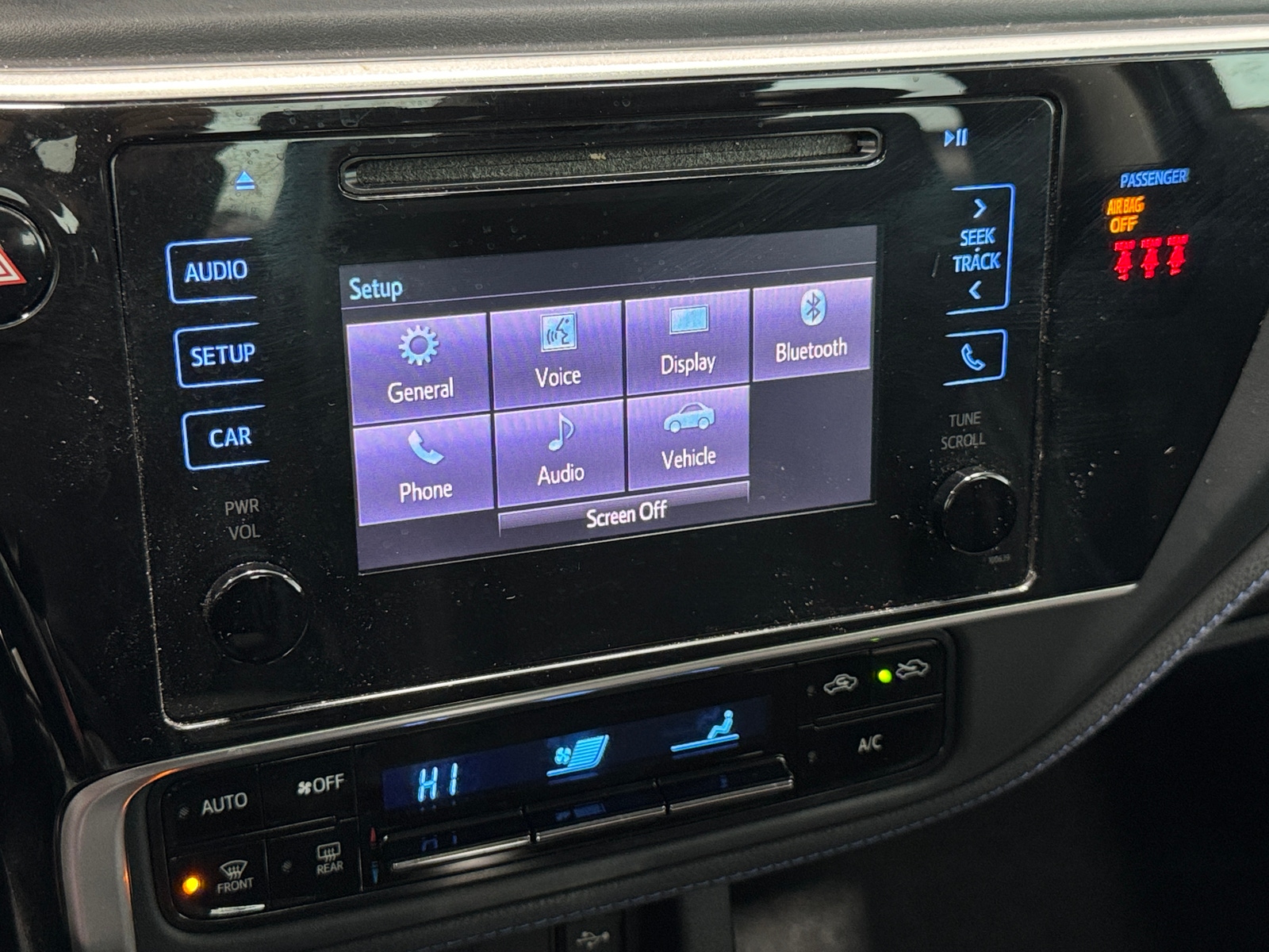 Thumbnail: 2018 Toyota Corolla - 4