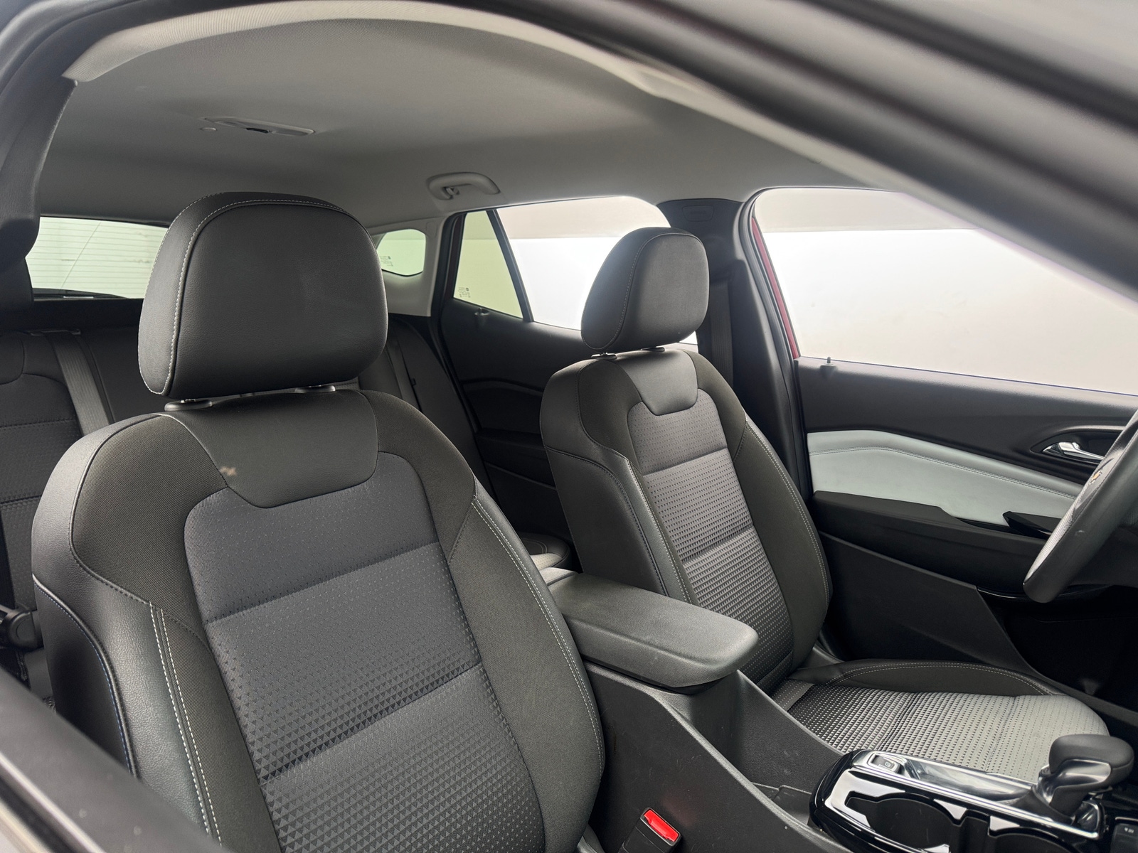 Thumbnail: 2025 Chevrolet Trax - 2