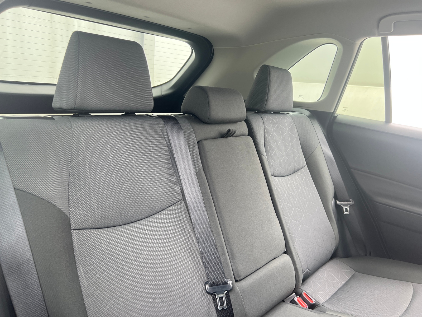 Thumbnail: 2025 Toyota RAV4 - 6