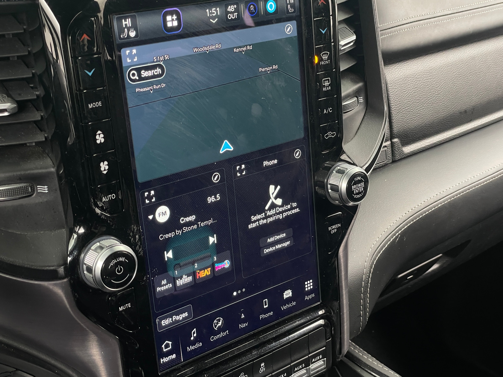 Thumbnail: 2022 RAM 1500 - 3