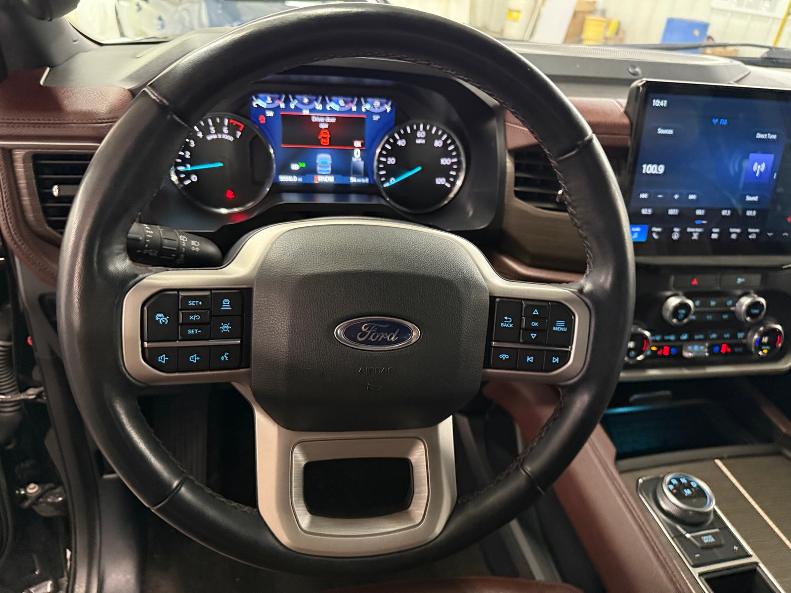 Thumbnail: 2022 Ford Expedition - 4