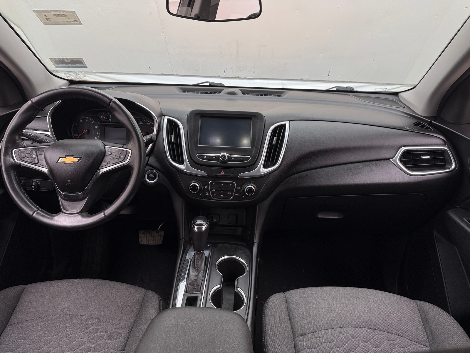 Thumbnail: 2018 Chevrolet Equinox - 3