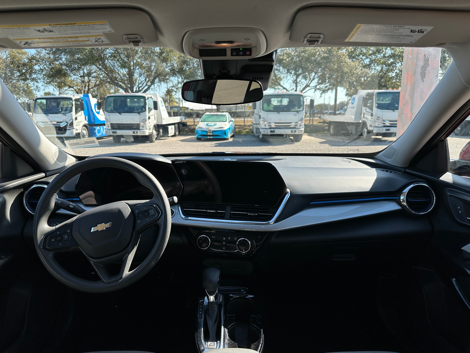 Thumbnail: 2025 Chevrolet Trax - 3