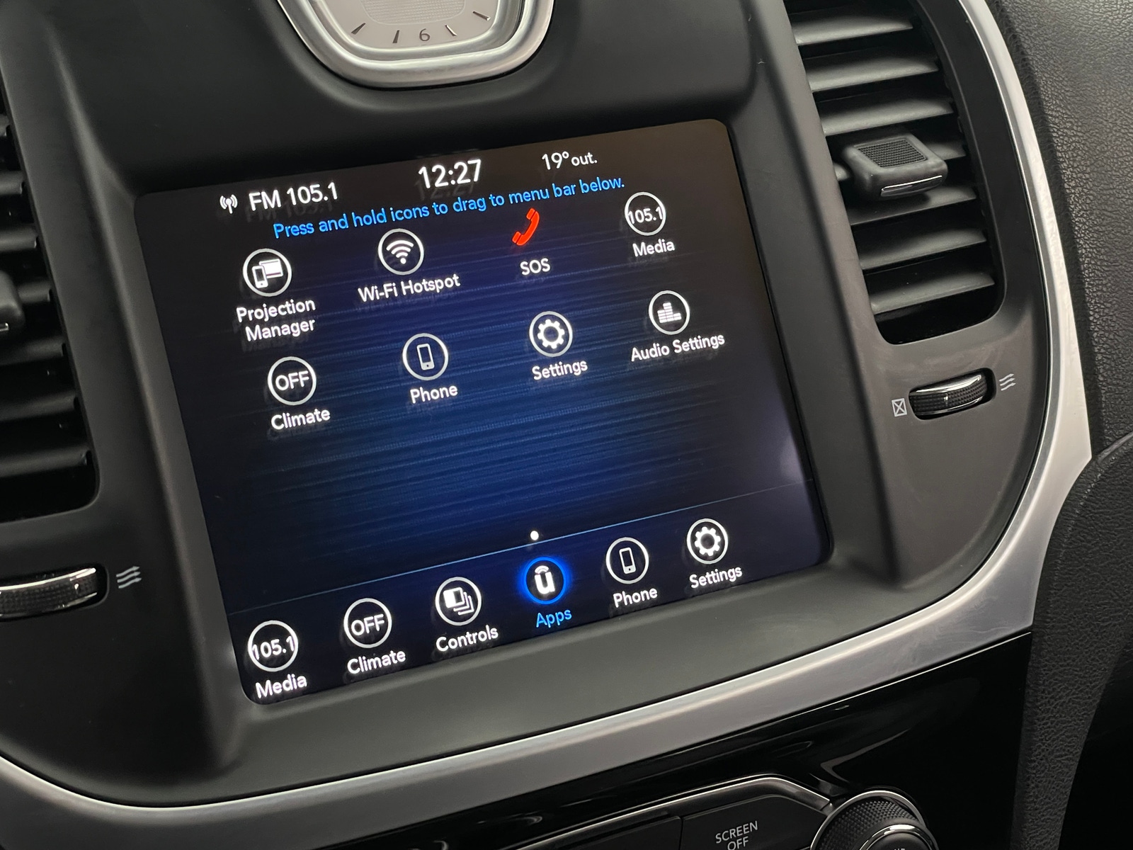 Thumbnail: 2023 Chrysler 300 - 4