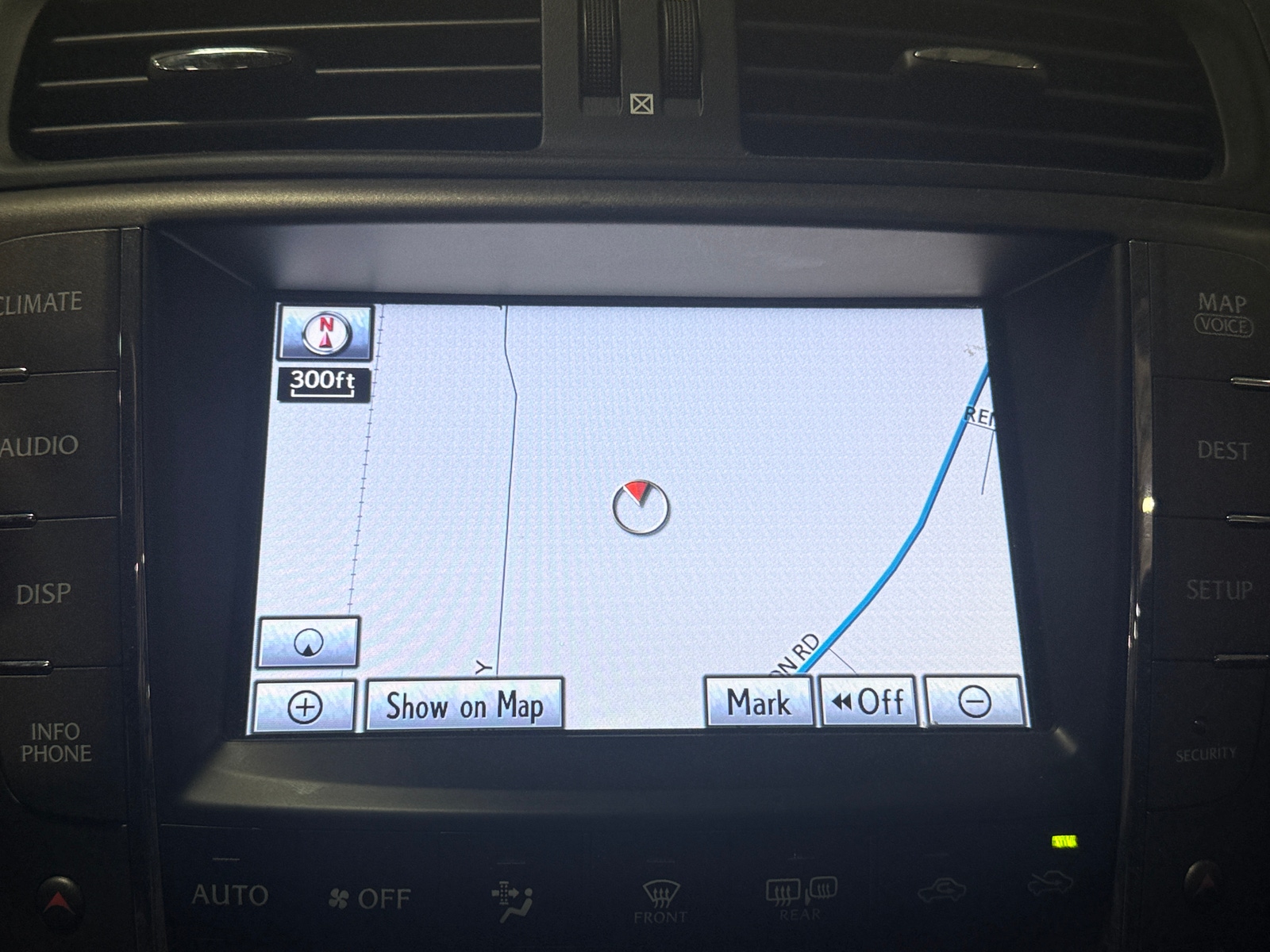 Thumbnail: 2012 Lexus IS - 3