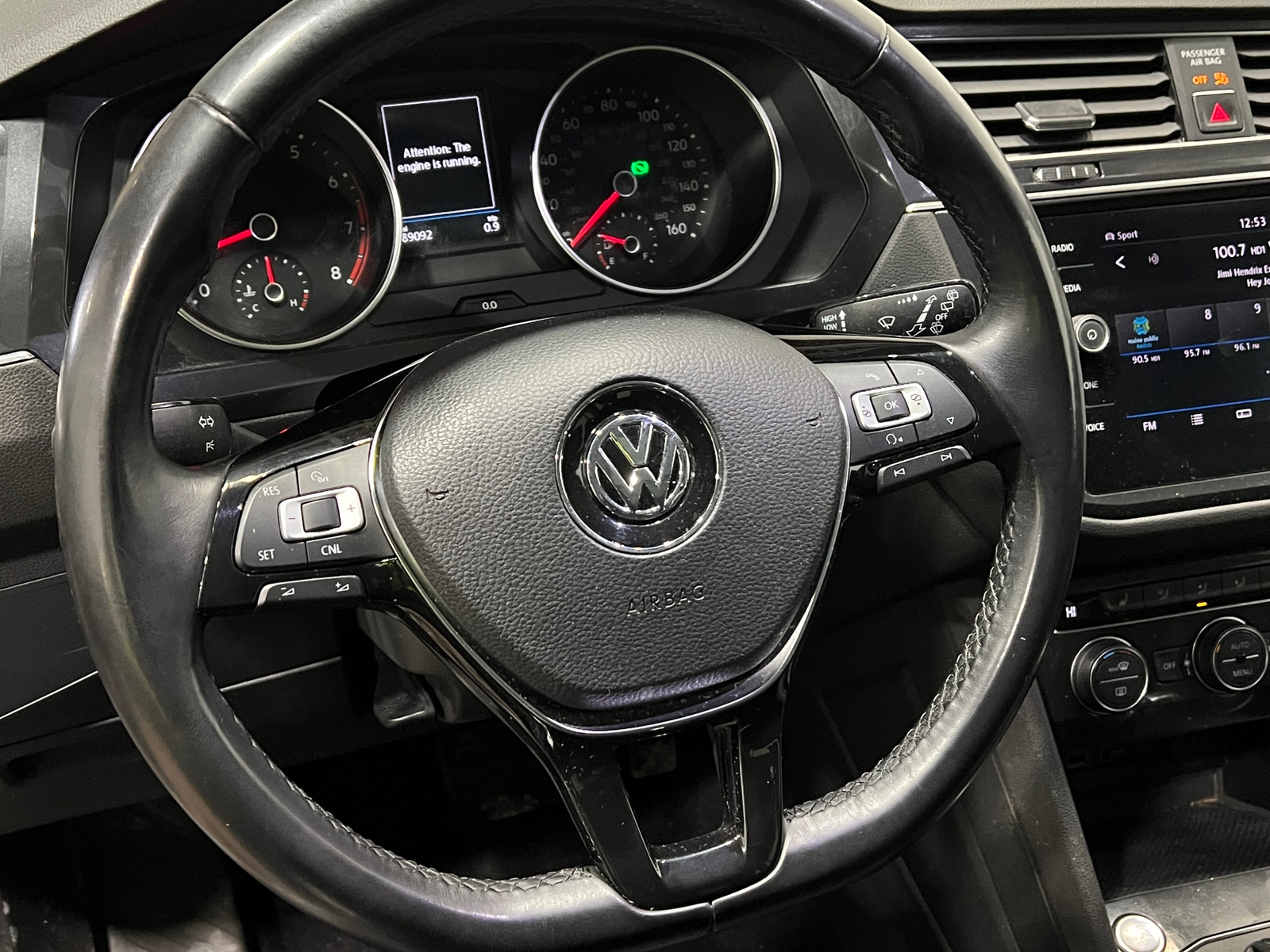 Thumbnail: 2018 Volkswagen Tiguan - 4