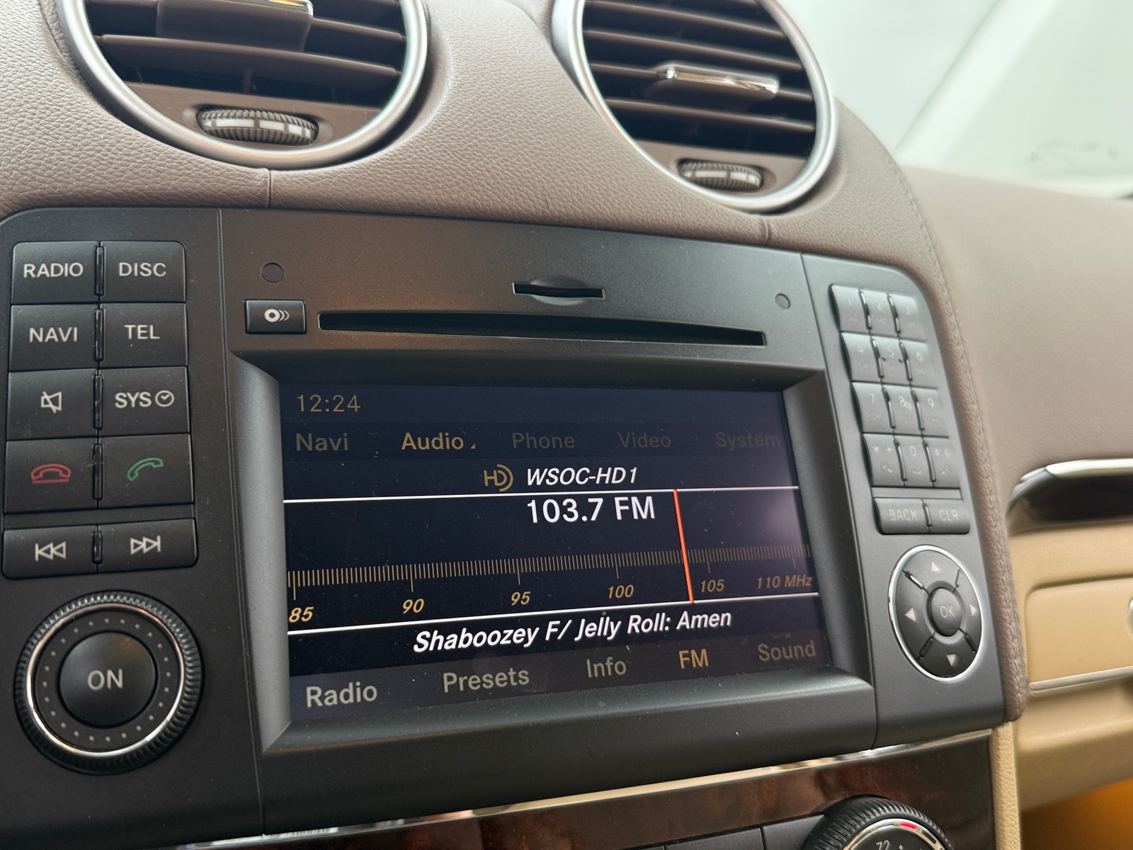 Thumbnail: 2012 Mercedes-Benz GL-Class - 3