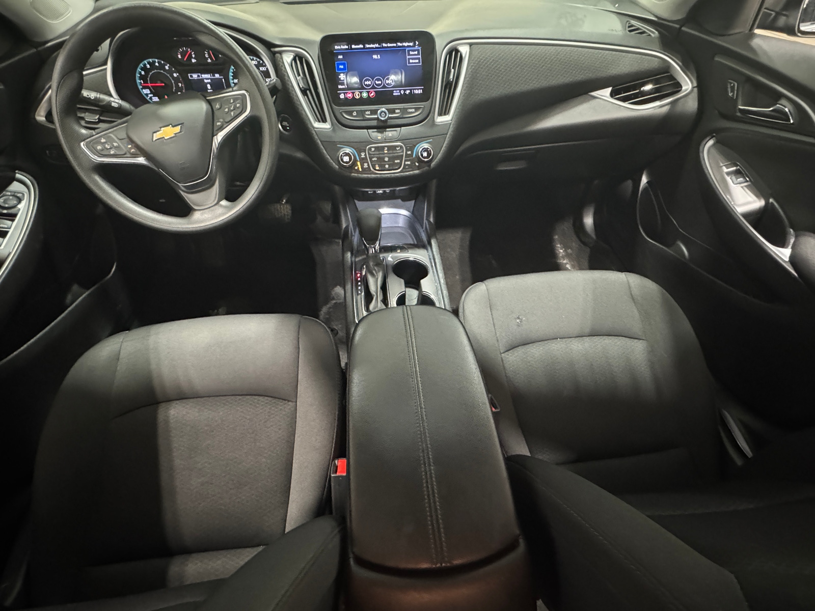 Thumbnail: 2024 Chevrolet Malibu - 3