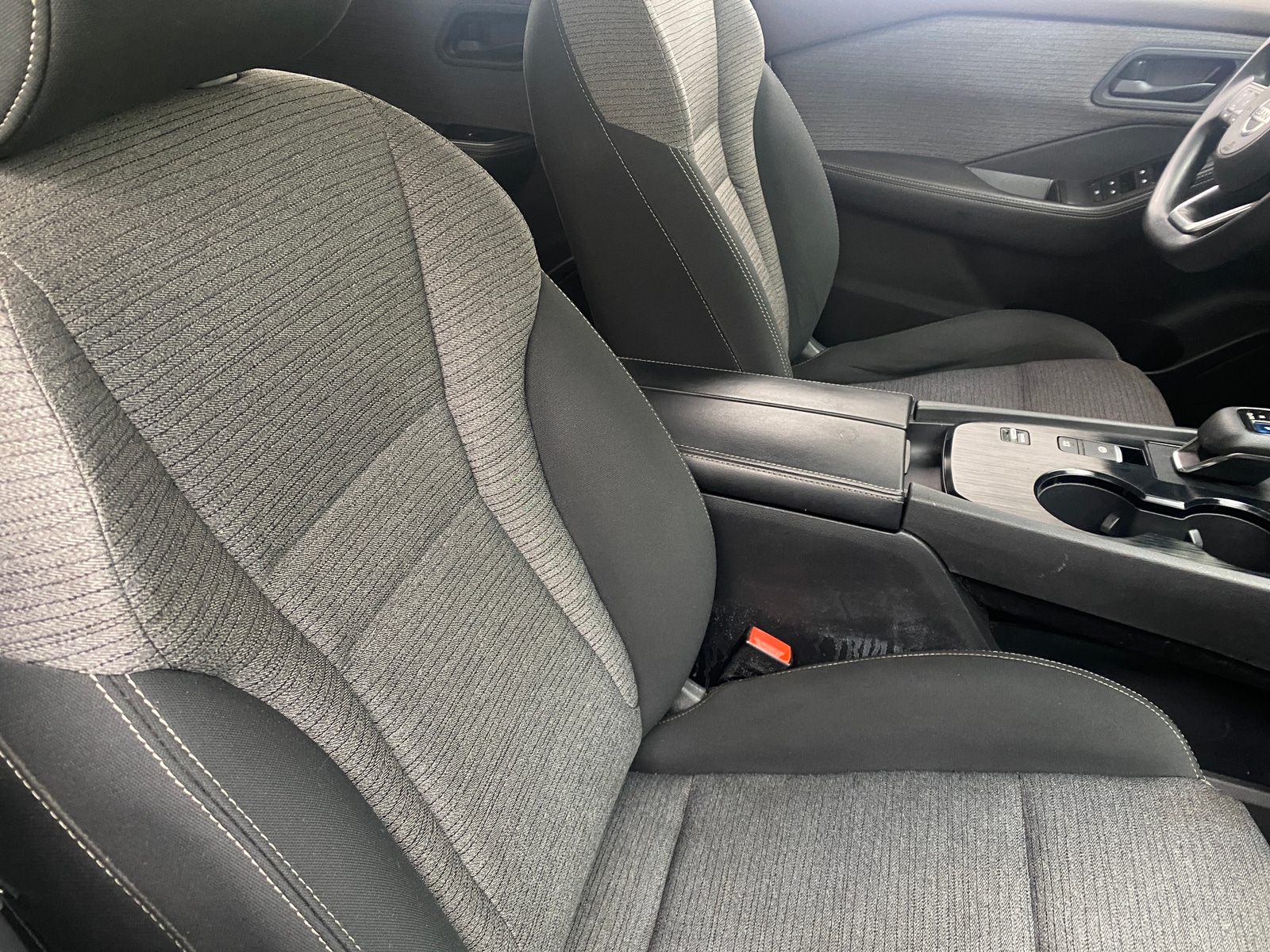 Thumbnail: 2021 Nissan Rogue - 2