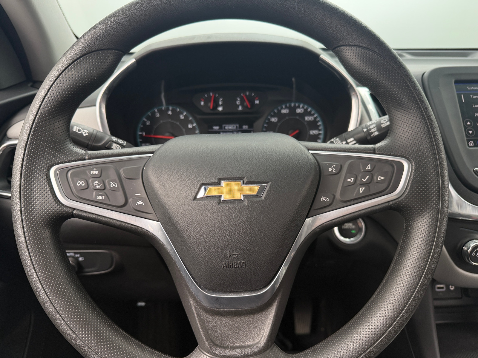 Thumbnail: 2023 Chevrolet Equinox - 5