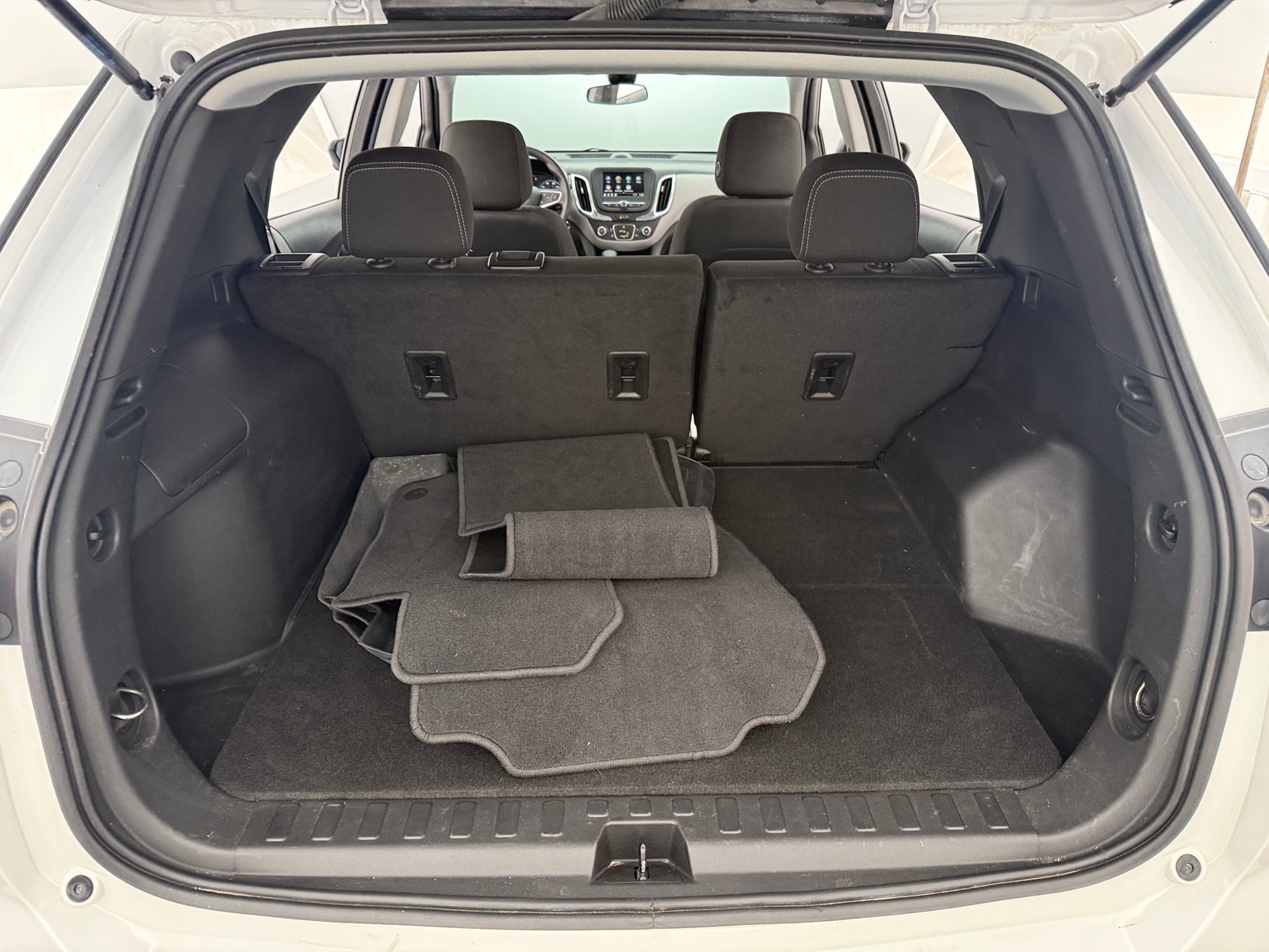 Thumbnail: 2023 Chevrolet Equinox - 7