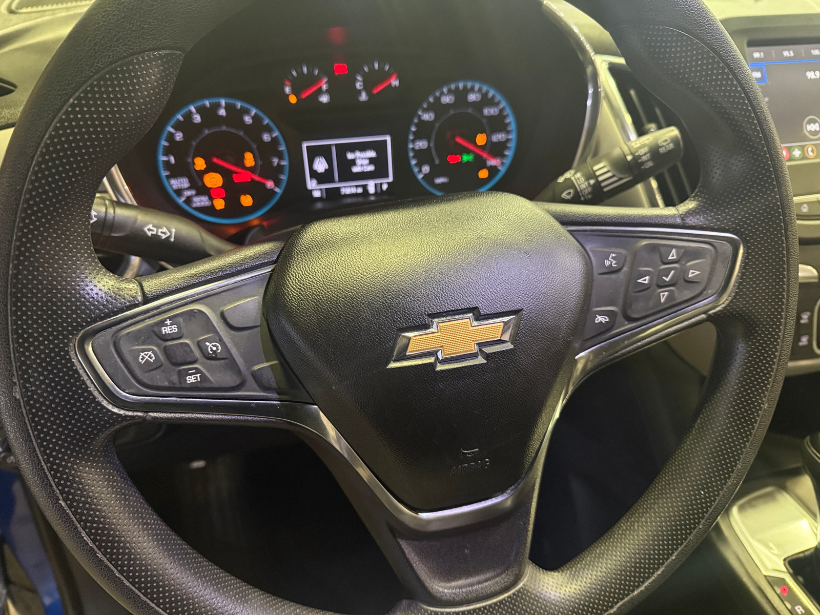 Thumbnail: 2019 Chevrolet Equinox - 5