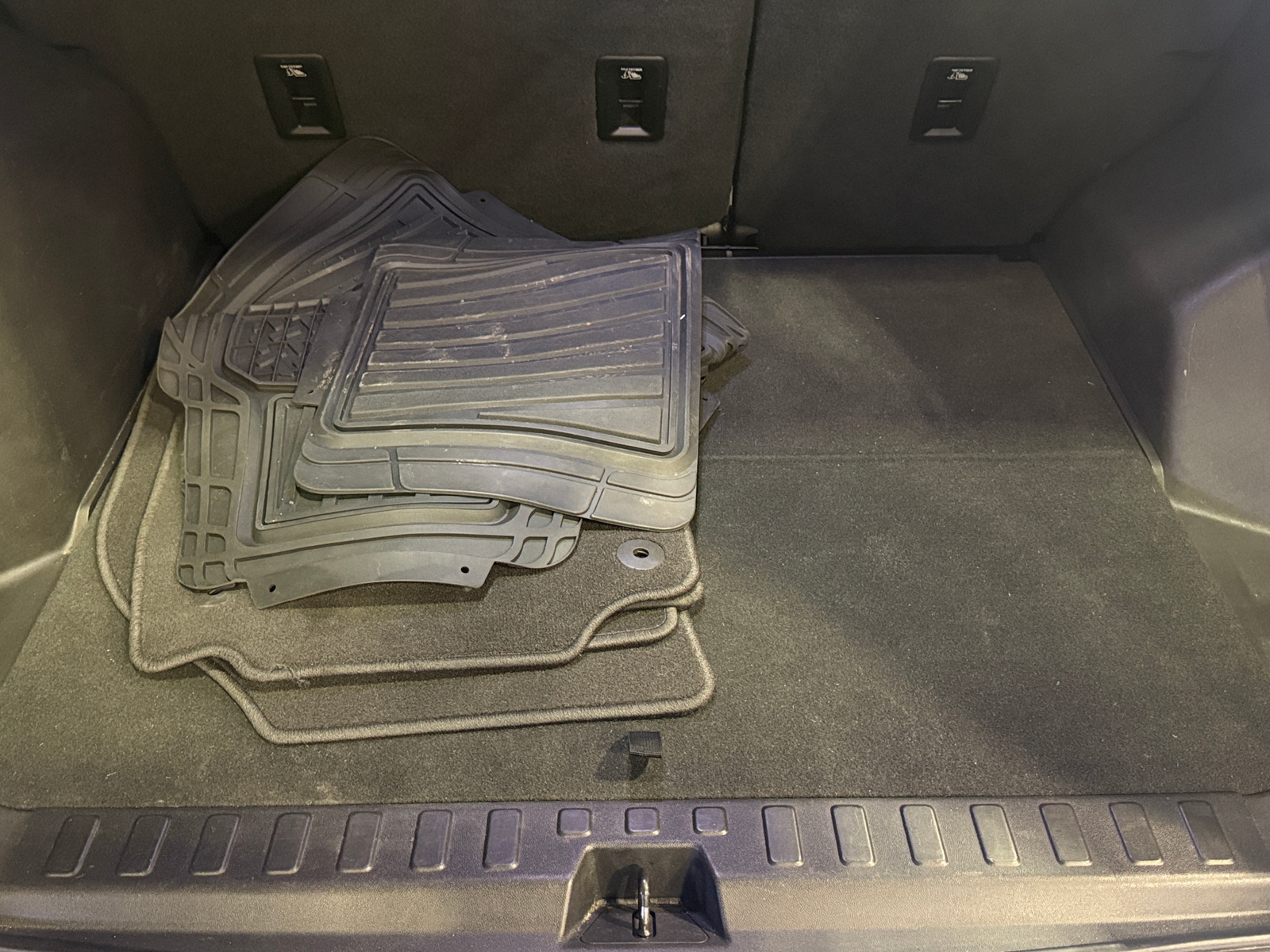 Thumbnail: 2019 Chevrolet Equinox - 7