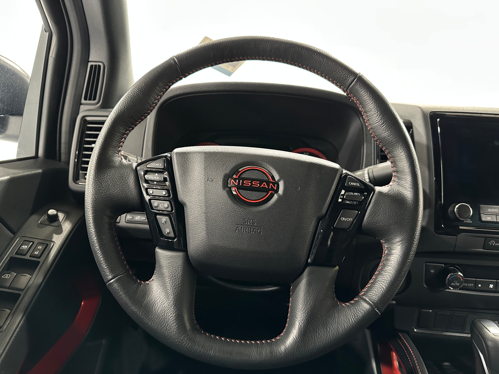 Thumbnail: 2023 Nissan Frontier - 5