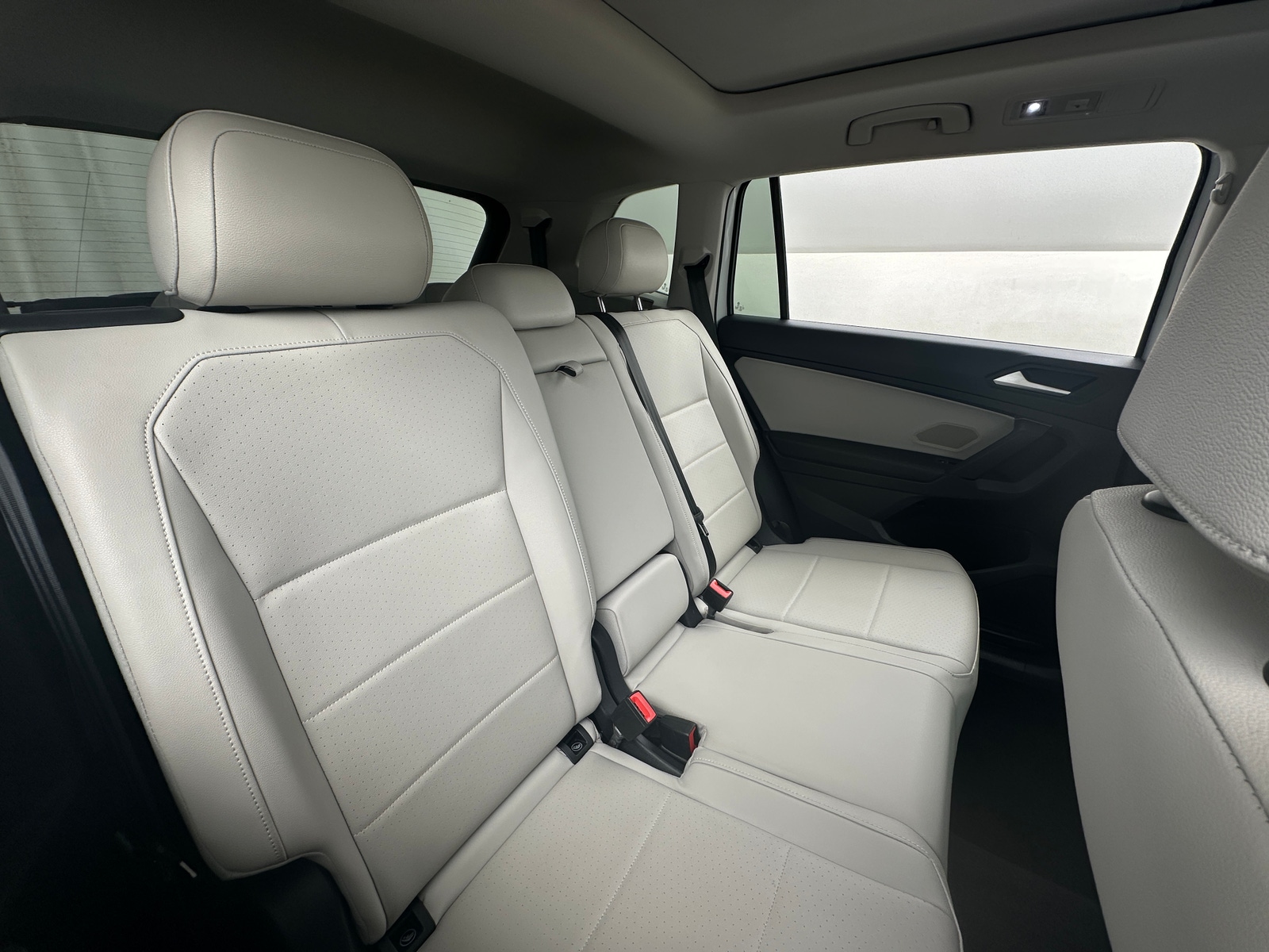 Thumbnail: 2019 Volkswagen Tiguan - 5